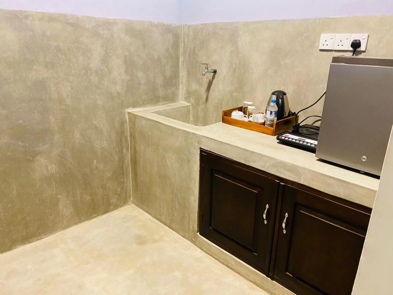 Nilaveli Hybrid Holiday Hotel