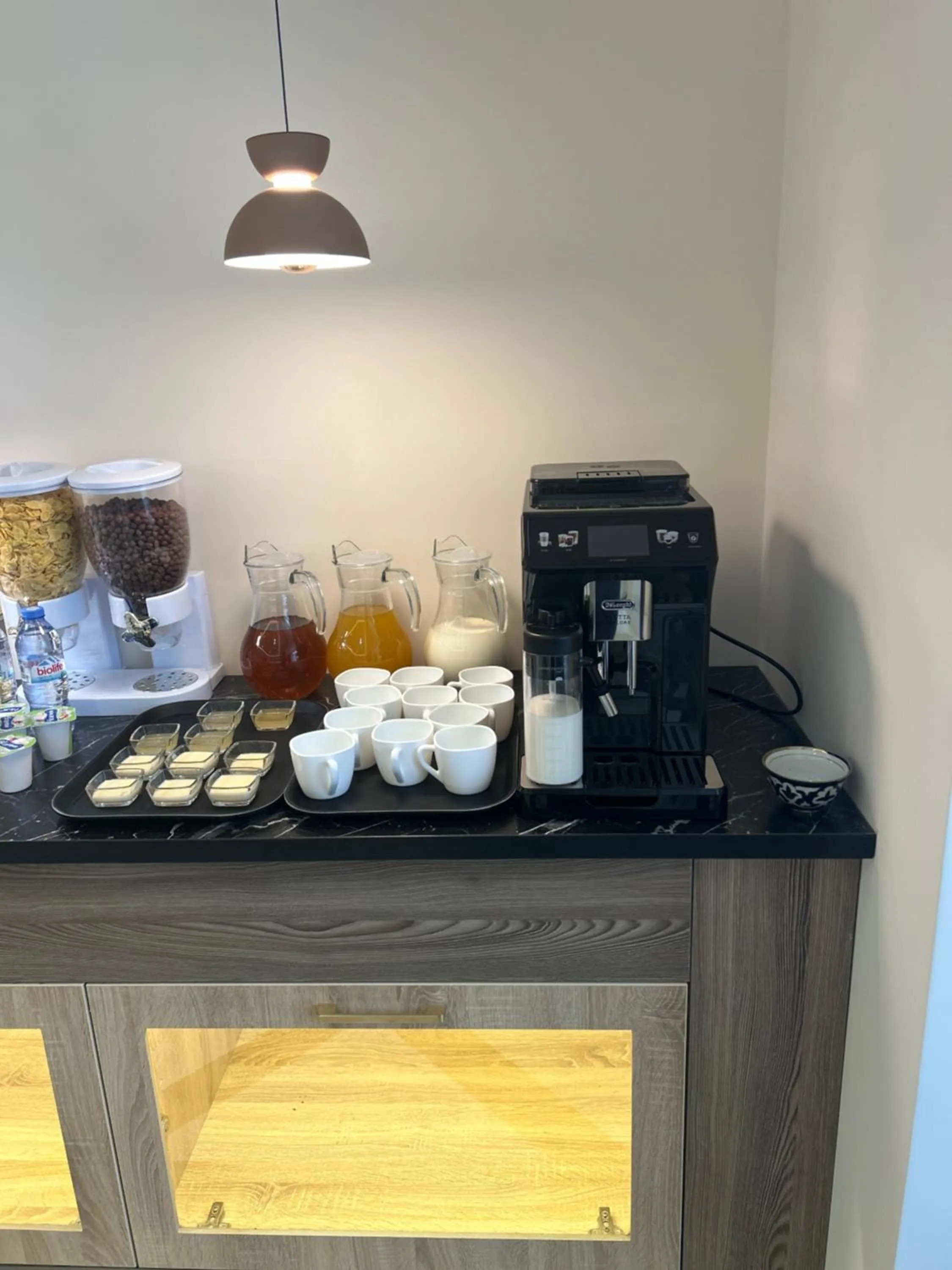 Coffee/tea facilities in Karim Parkside Hotel