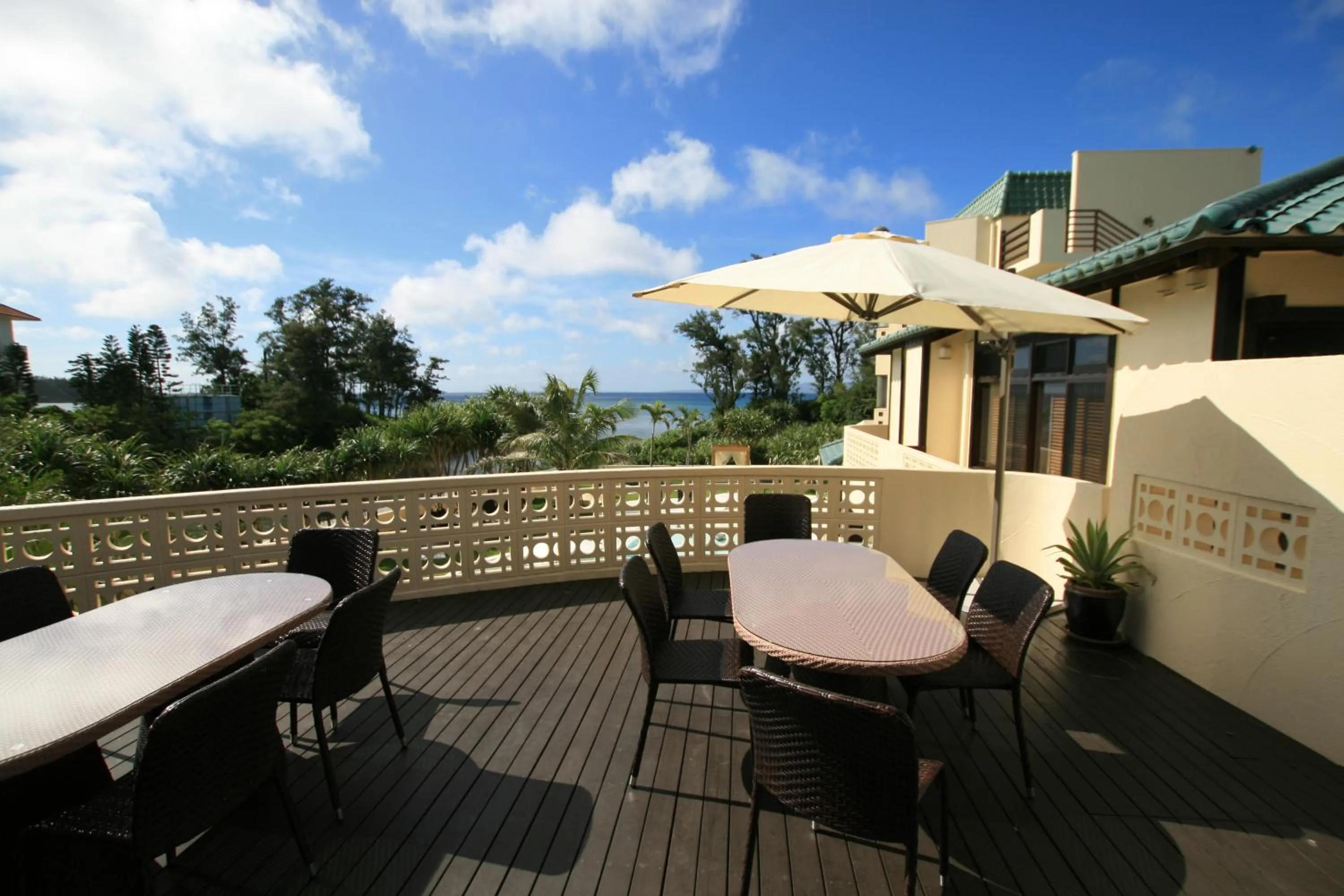 Day in La Casa Panacea Okinawa Resort