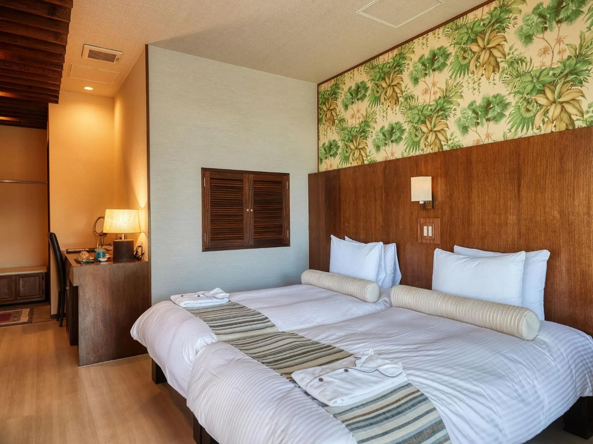 Bedroom, Bed in La Casa Panacea Okinawa Resort