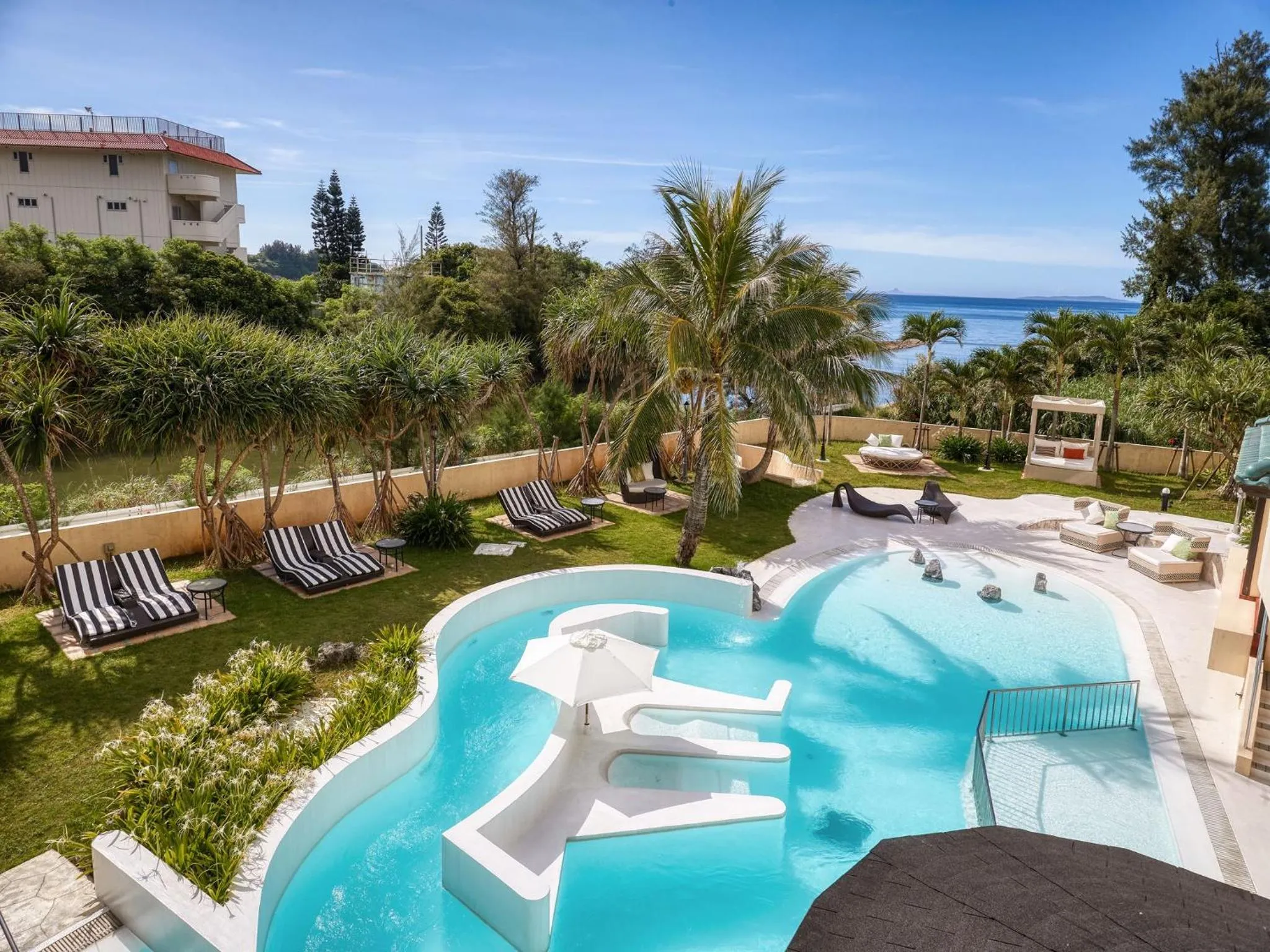 Swimming pool in La Casa Panacea Okinawa Resort