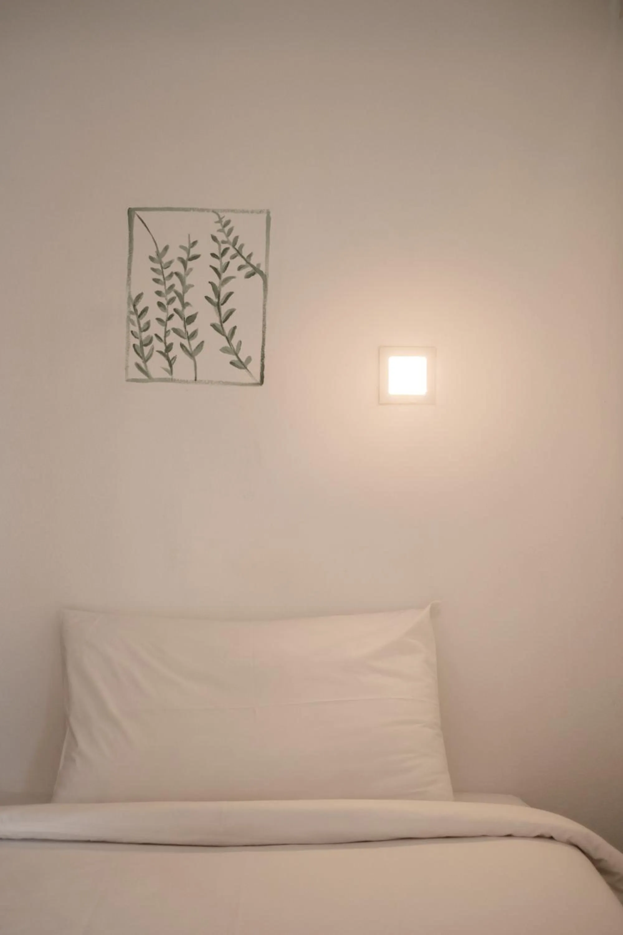 Bed in The Dearly Koh Tao Hostel-PADI 5 Star Dive Resort