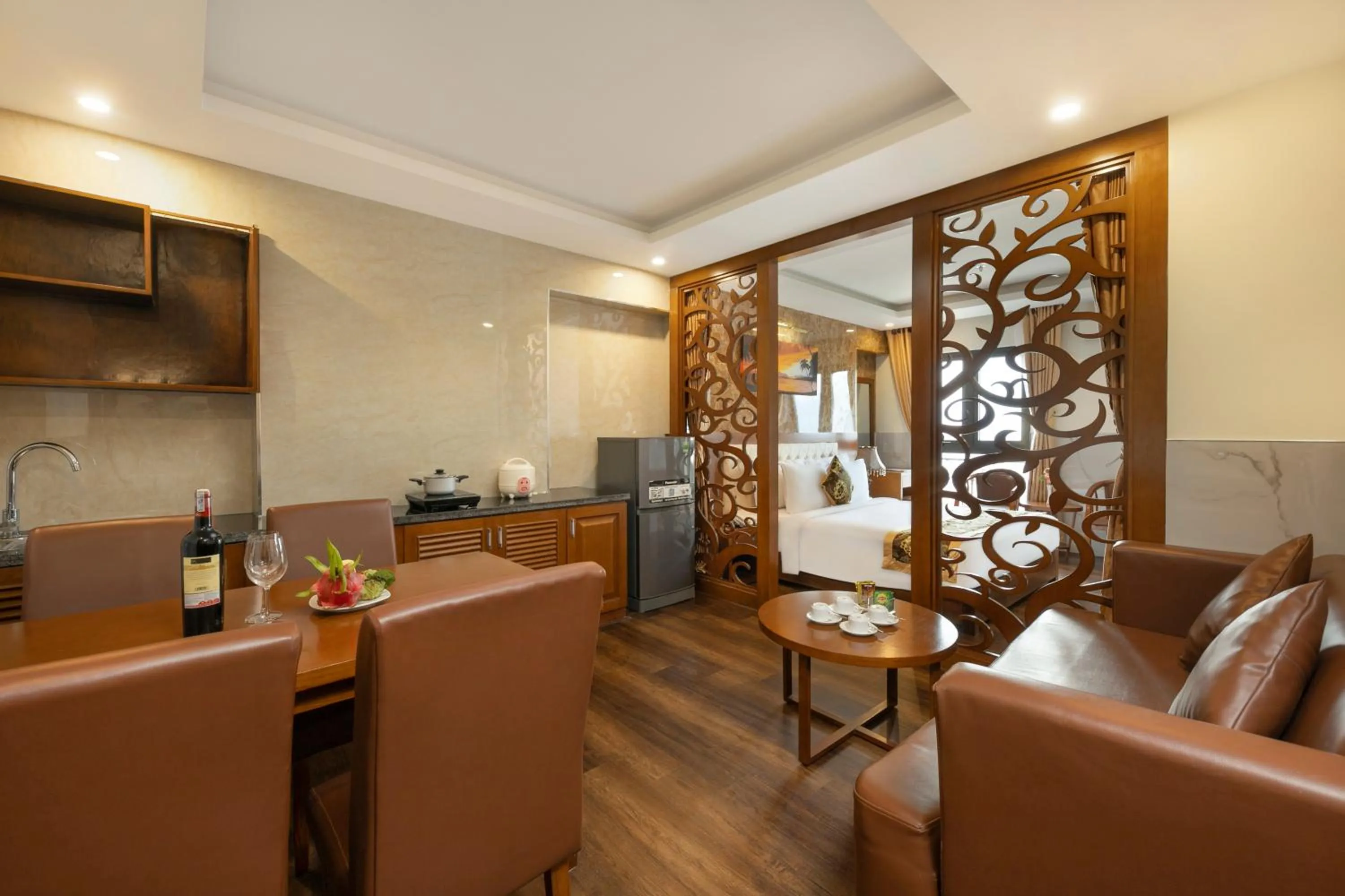 Kitchen or kitchenette in Hung Anh Hotel