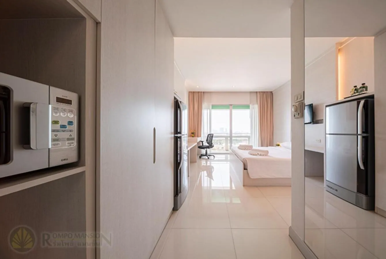 Bed in At 115 Hotel By Rompo