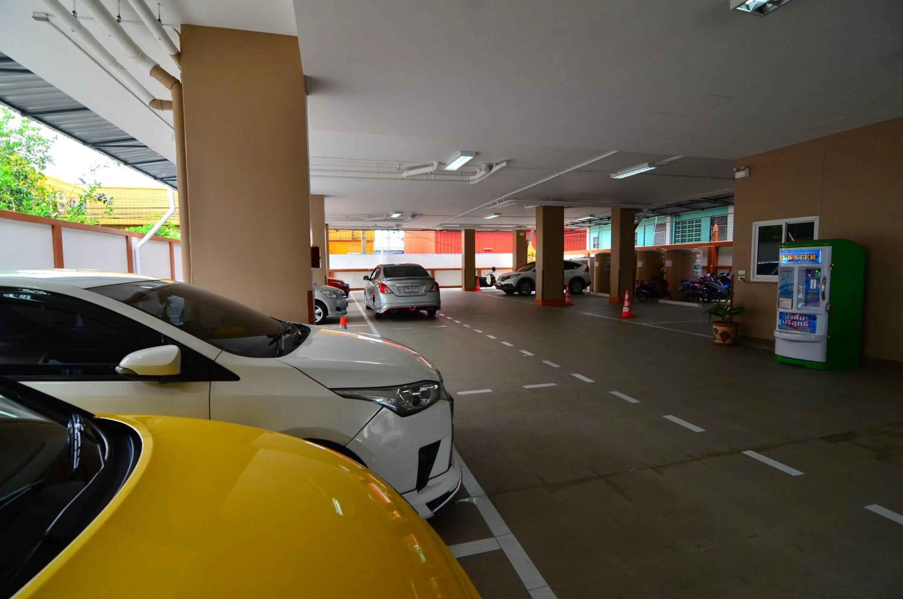 Area and facilities in The Best Place