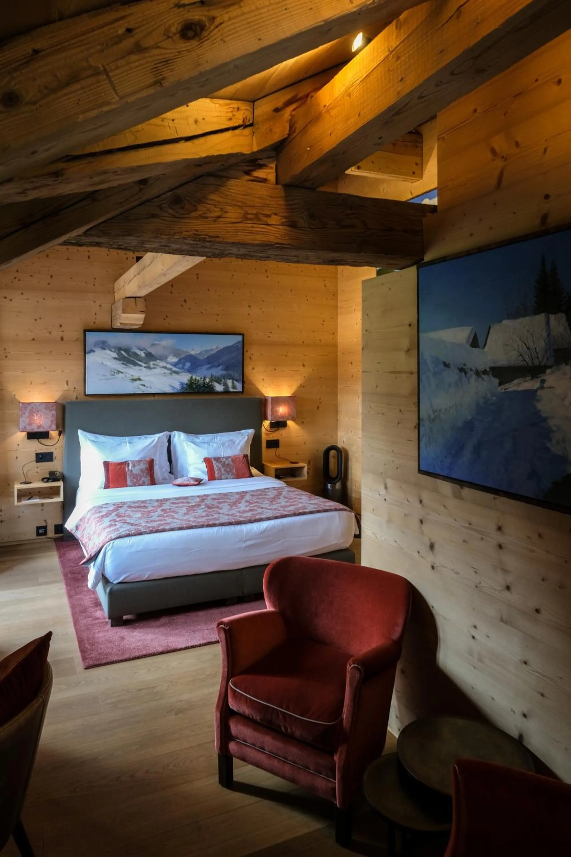 TV and multimedia, Bed in Hotel-Restaurant Valrose