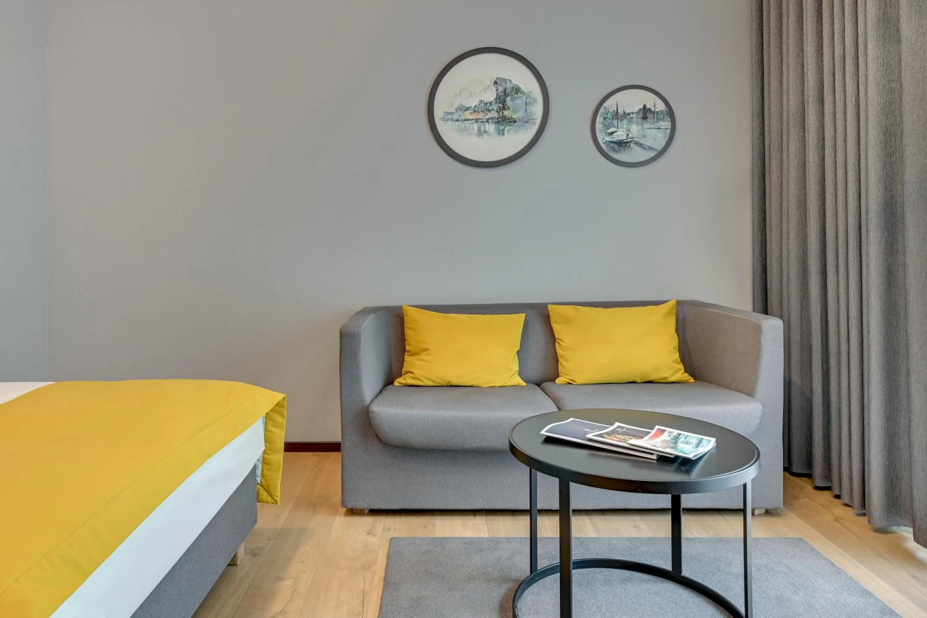 Seating area, Bed in GRANO LIFE Gdańsk - HOTEL NUMBER ONE BY GRANO Gdańsk