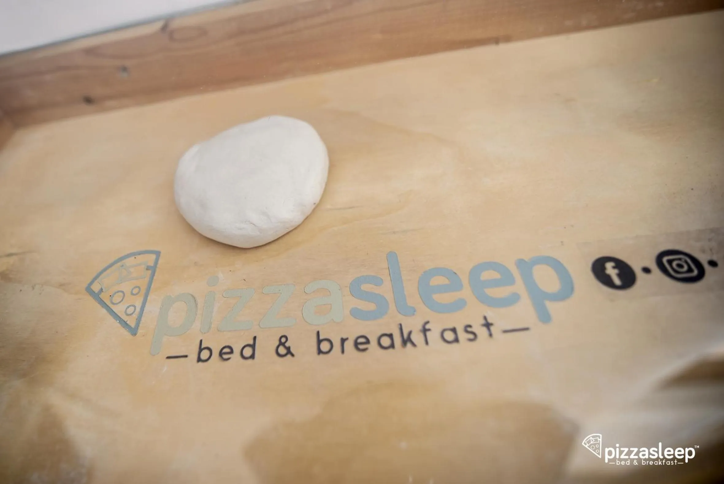 Decorative detail in PizzaSleep B&B