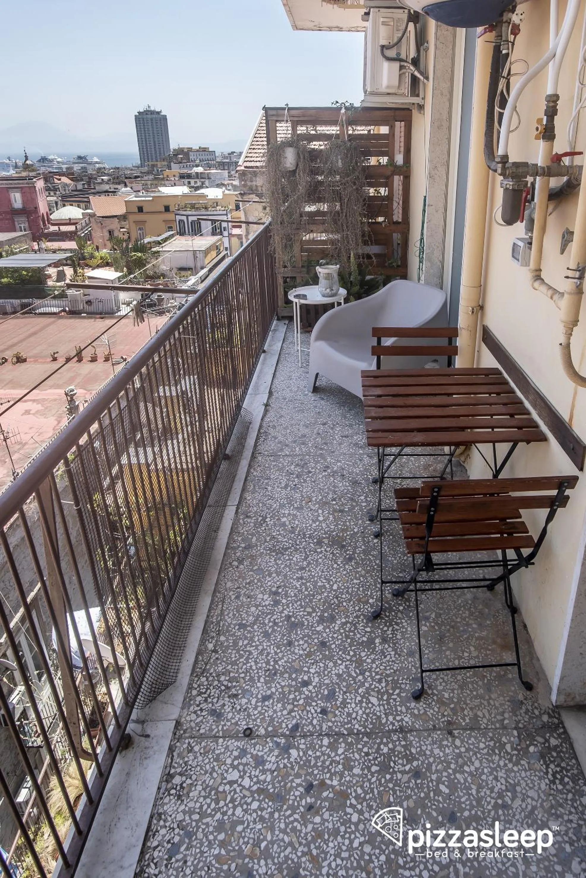 Bird's eye view in PizzaSleep B&B