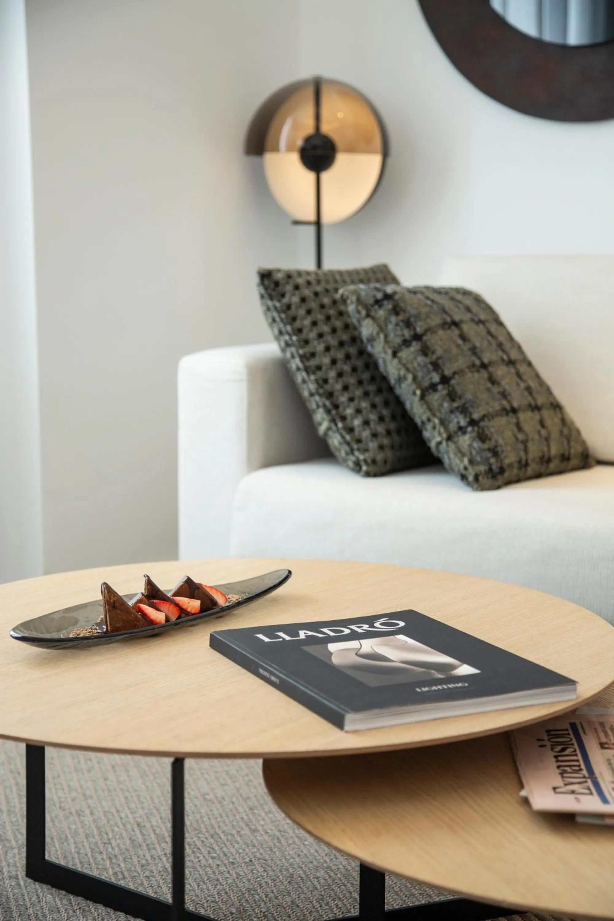 Decorative detail, Bed in MYR Marqués House