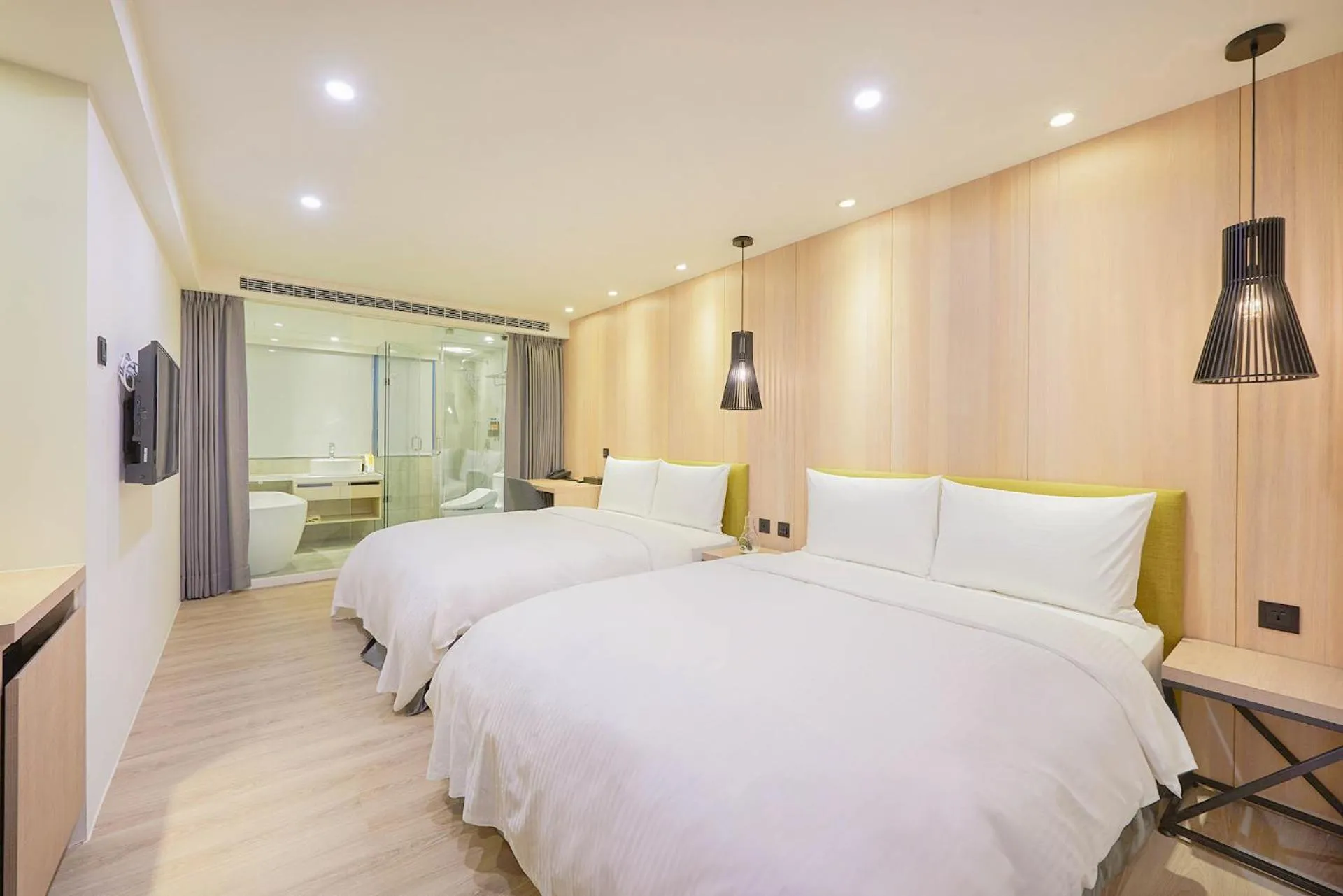 Photo of the whole room, Bed in Green Hotel - West District