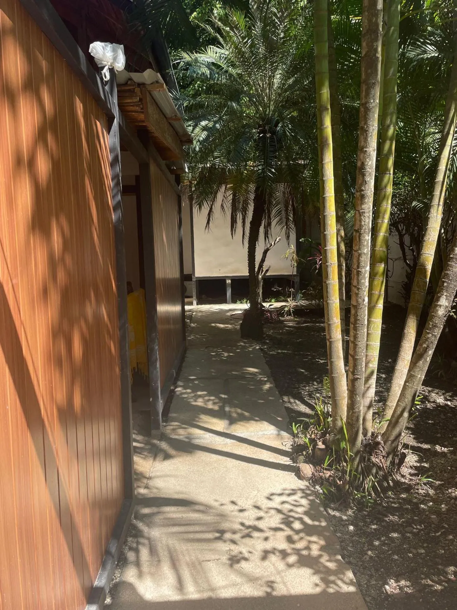Facade/entrance in Beach Cabinas
