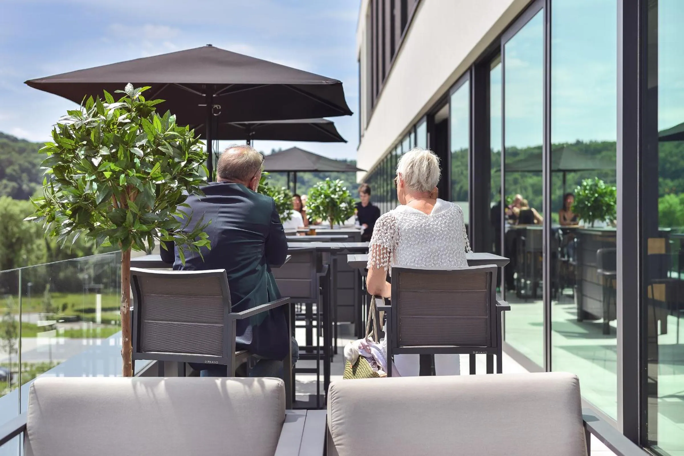 Balcony/Terrace in R hotel experiences