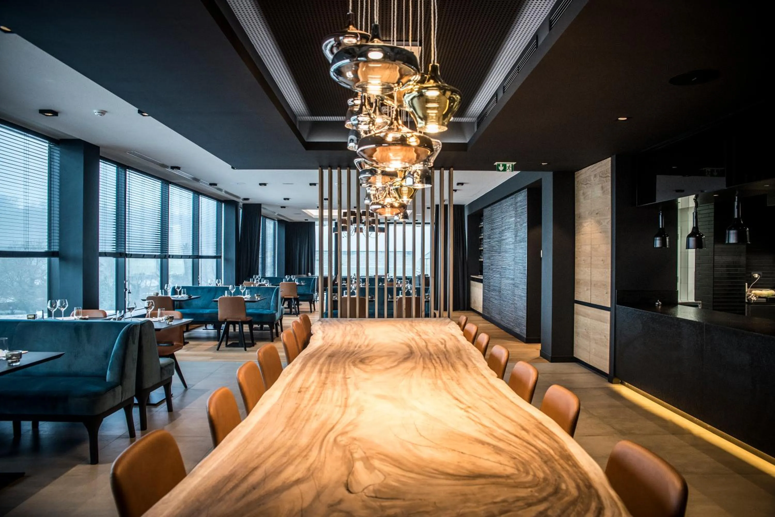 Property building in R hotel experiences