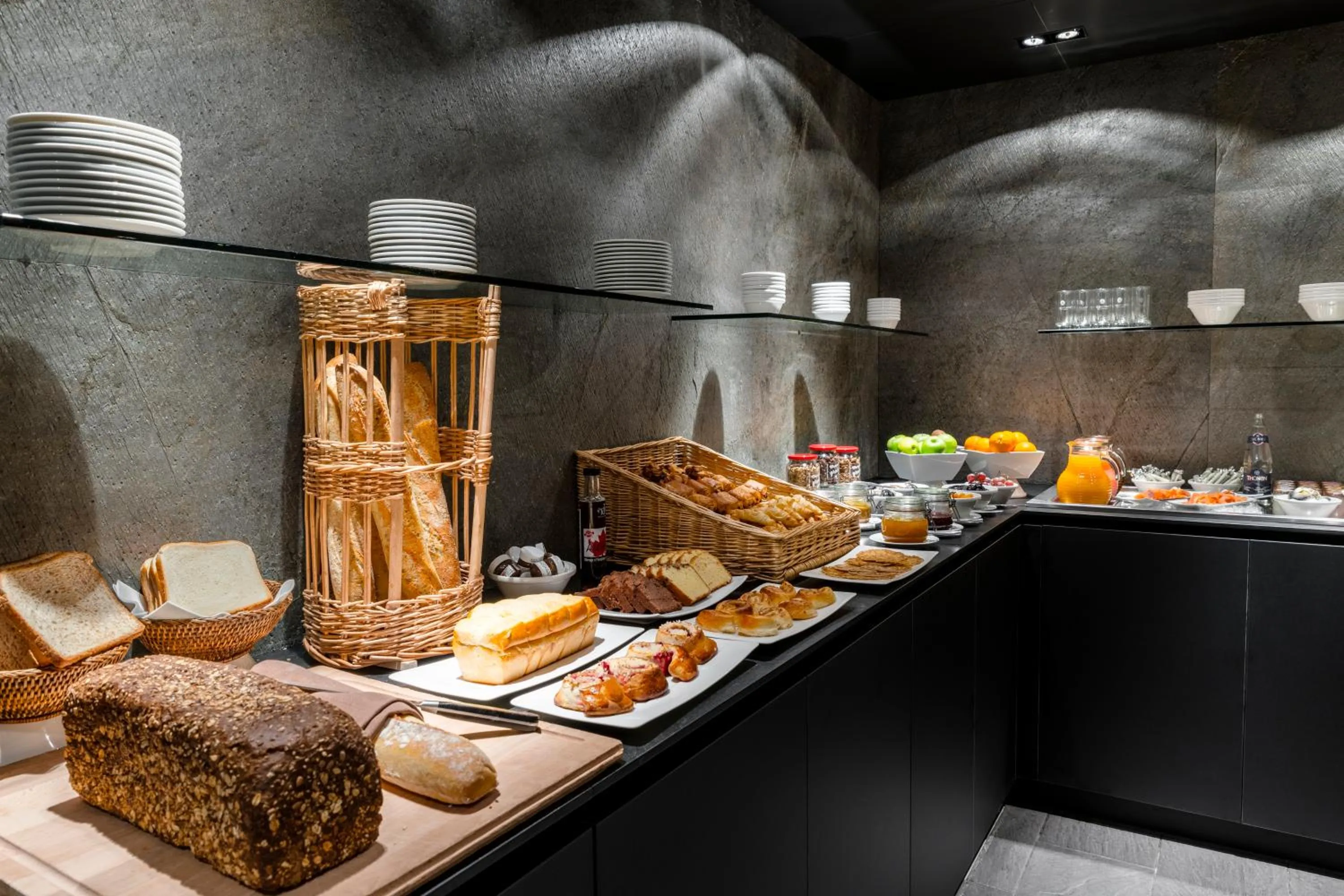 Buffet breakfast in Hotel Le Morgane