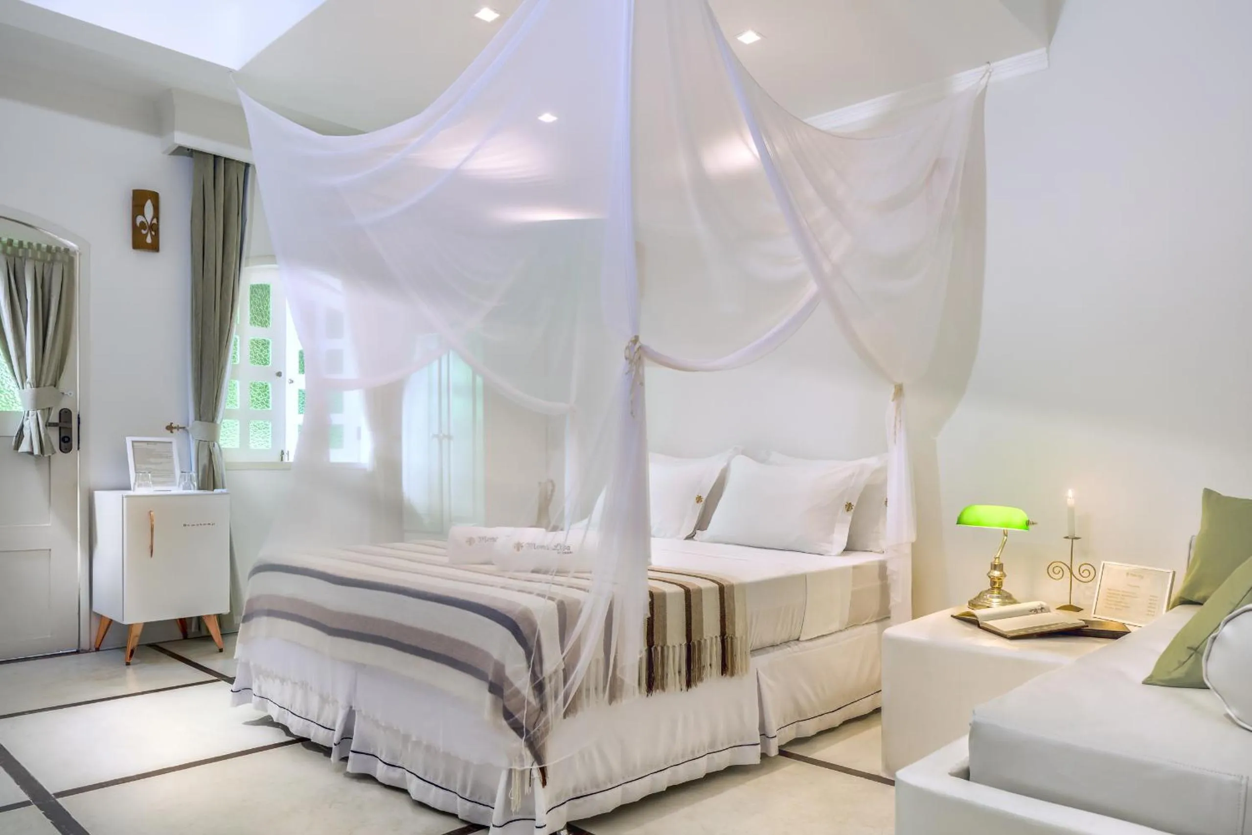 Photo of the whole room, Bed in Mona Lisa Pousada