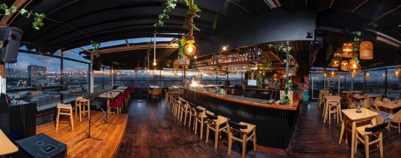 Balcony/Terrace in Hotel American Visa Tower