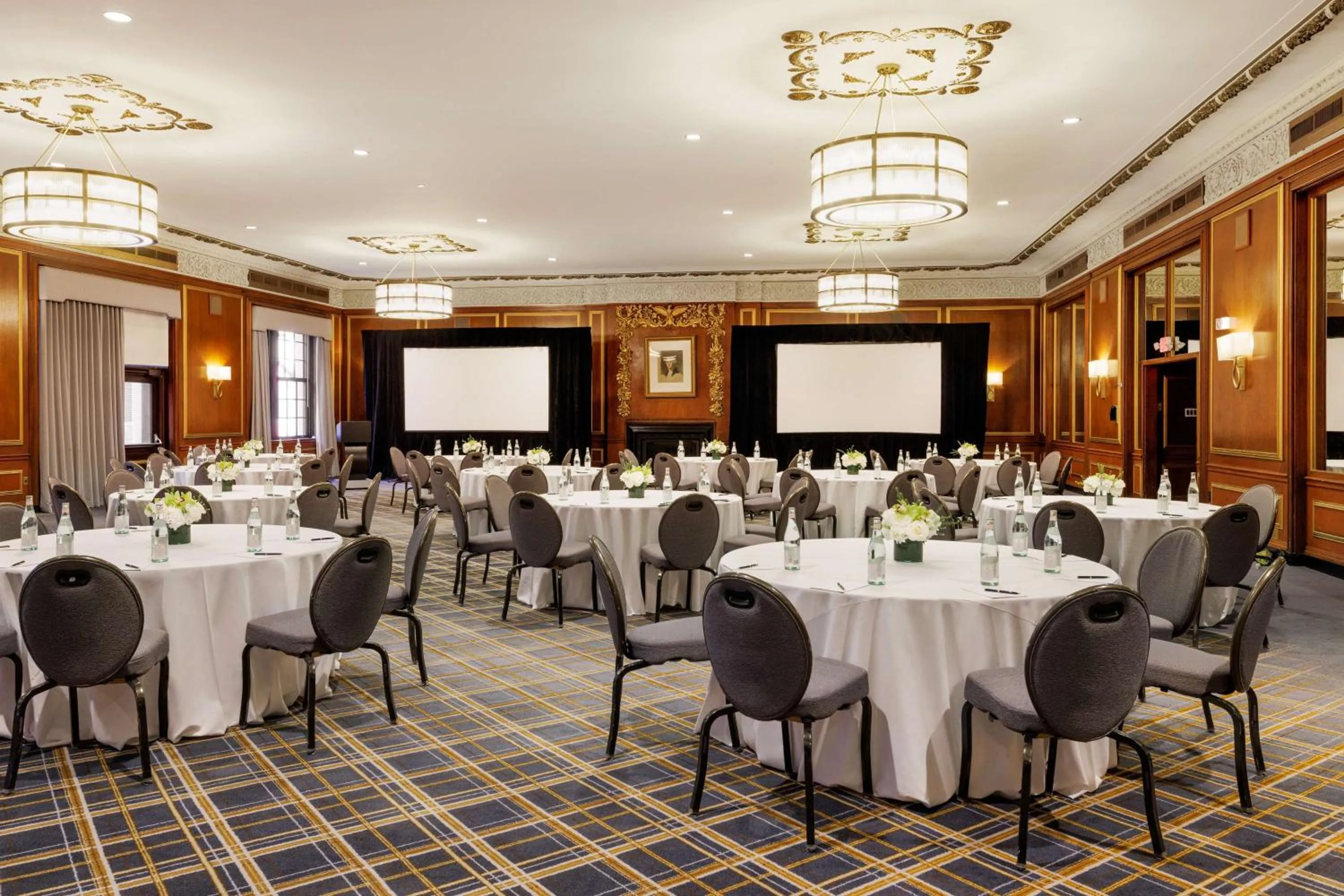 Banquet/Function facilities in Hilton Boston Park Plaza