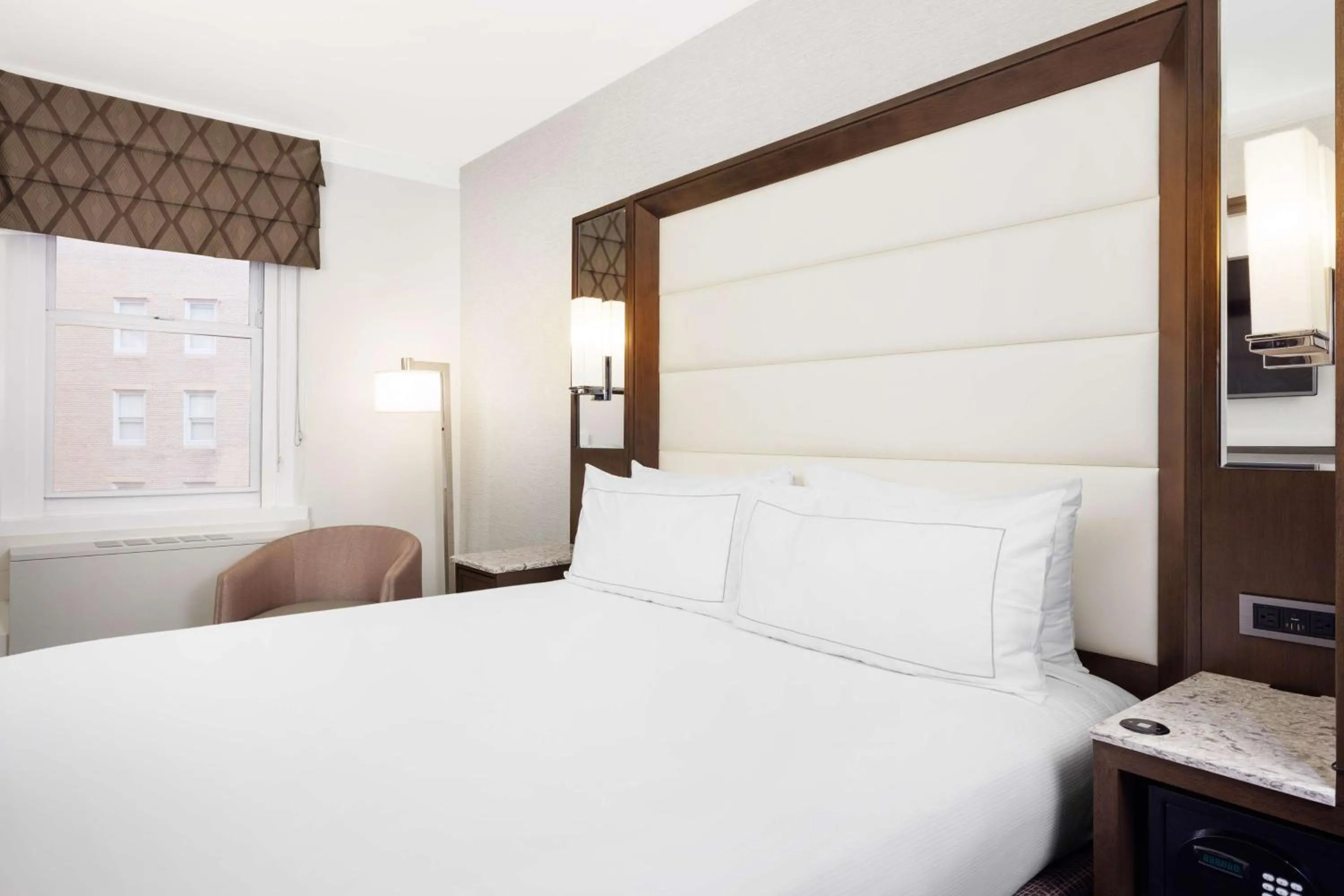 Bed in Hilton Boston Park Plaza