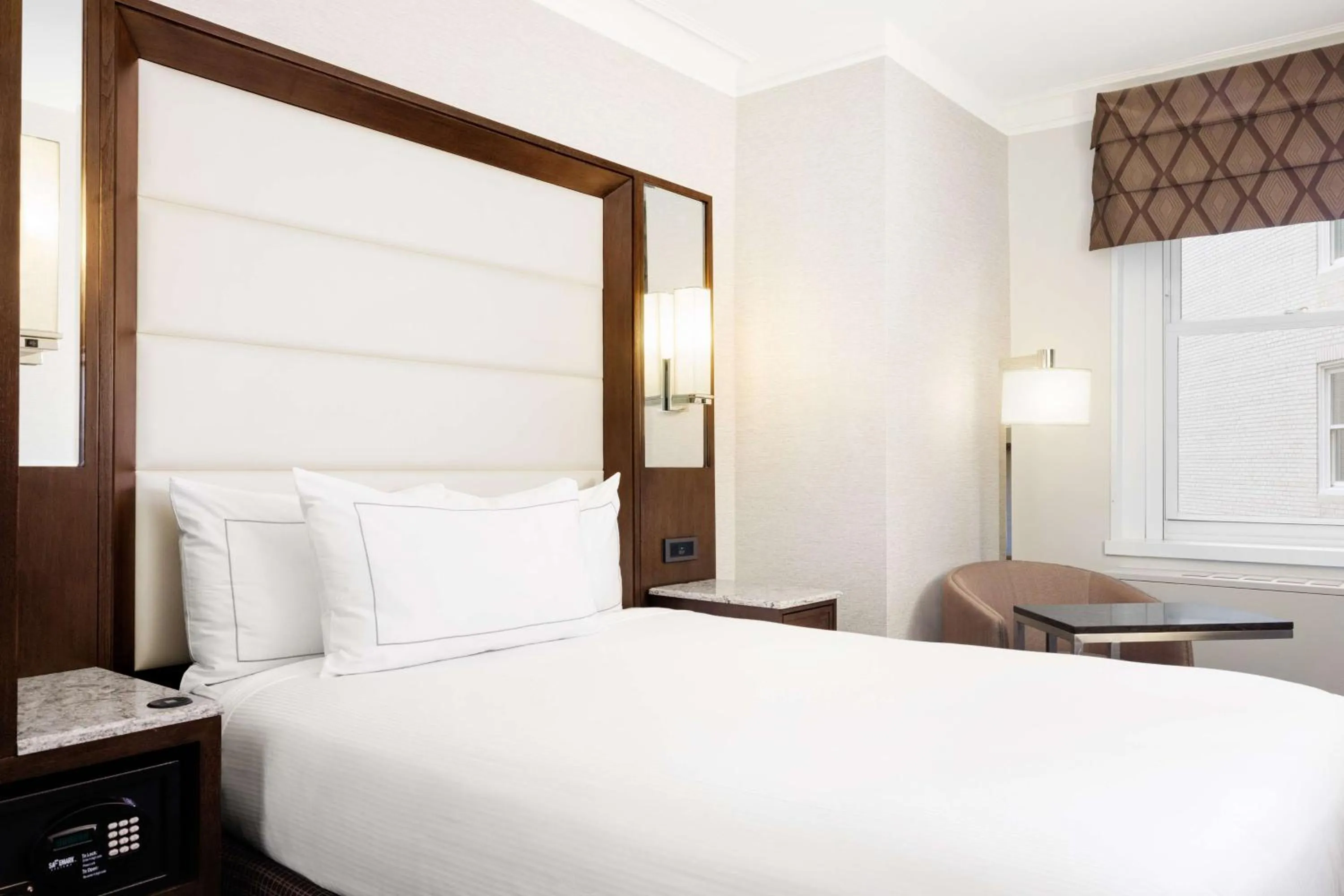 Bed in Hilton Boston Park Plaza