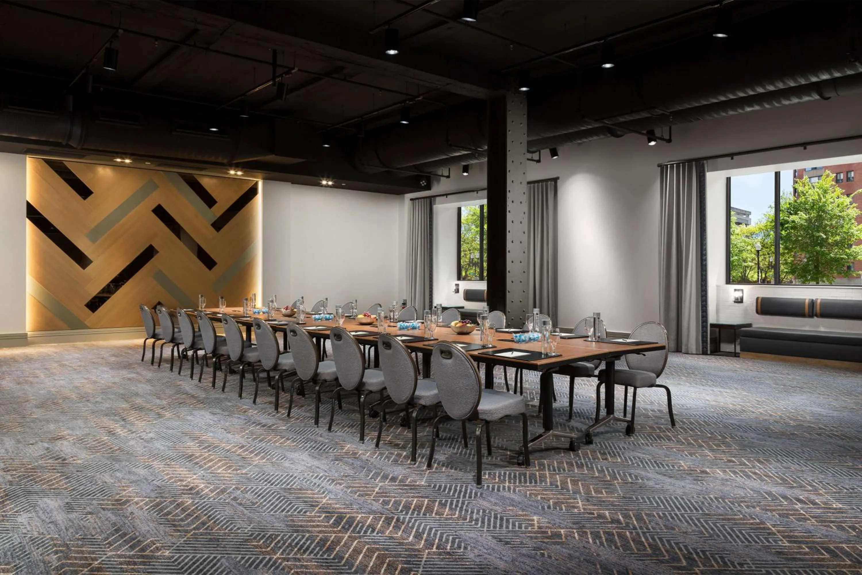 Meeting/conference room in Hilton Boston Park Plaza