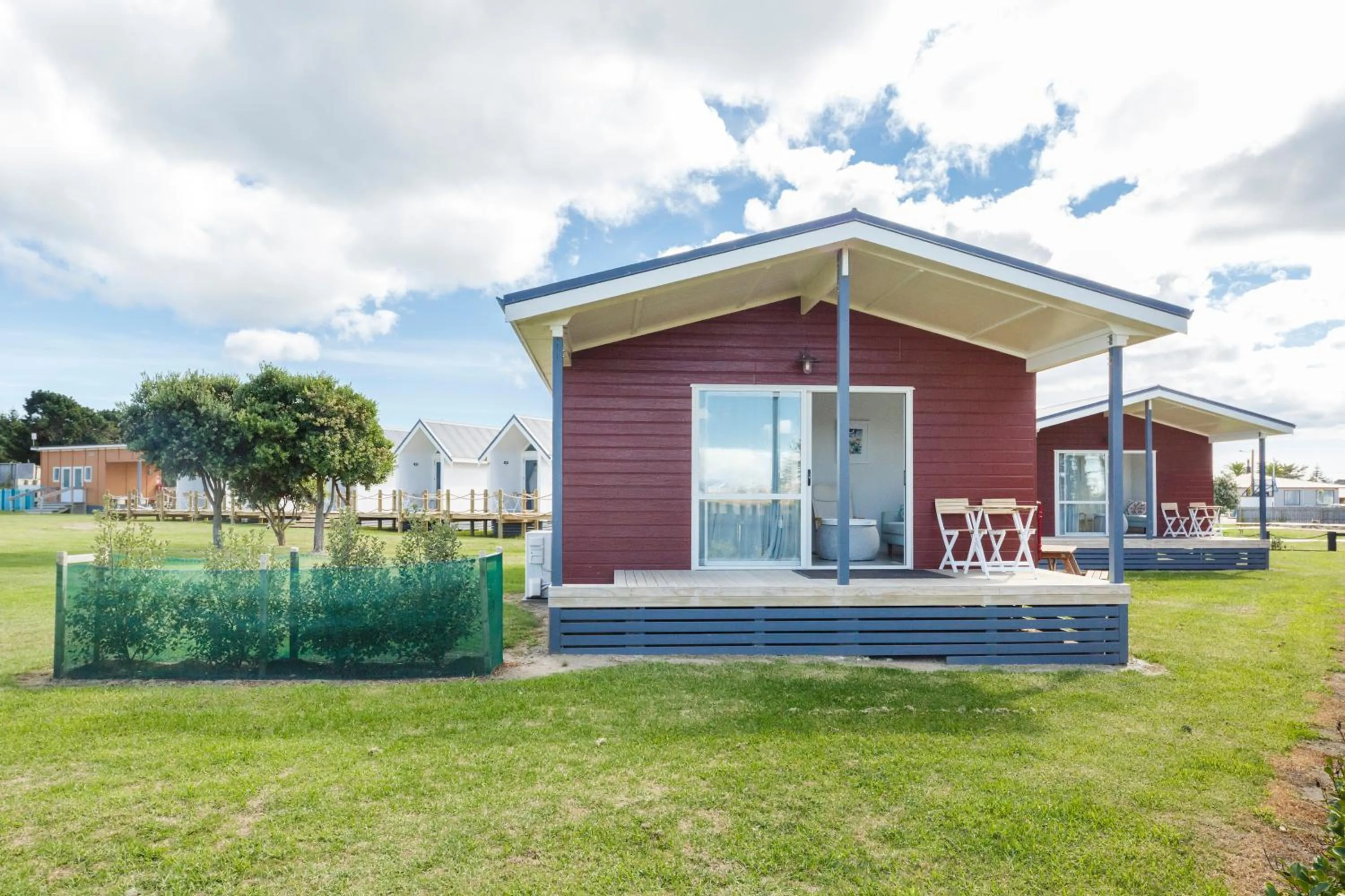 Property building in Foxton Beach Holiday Park