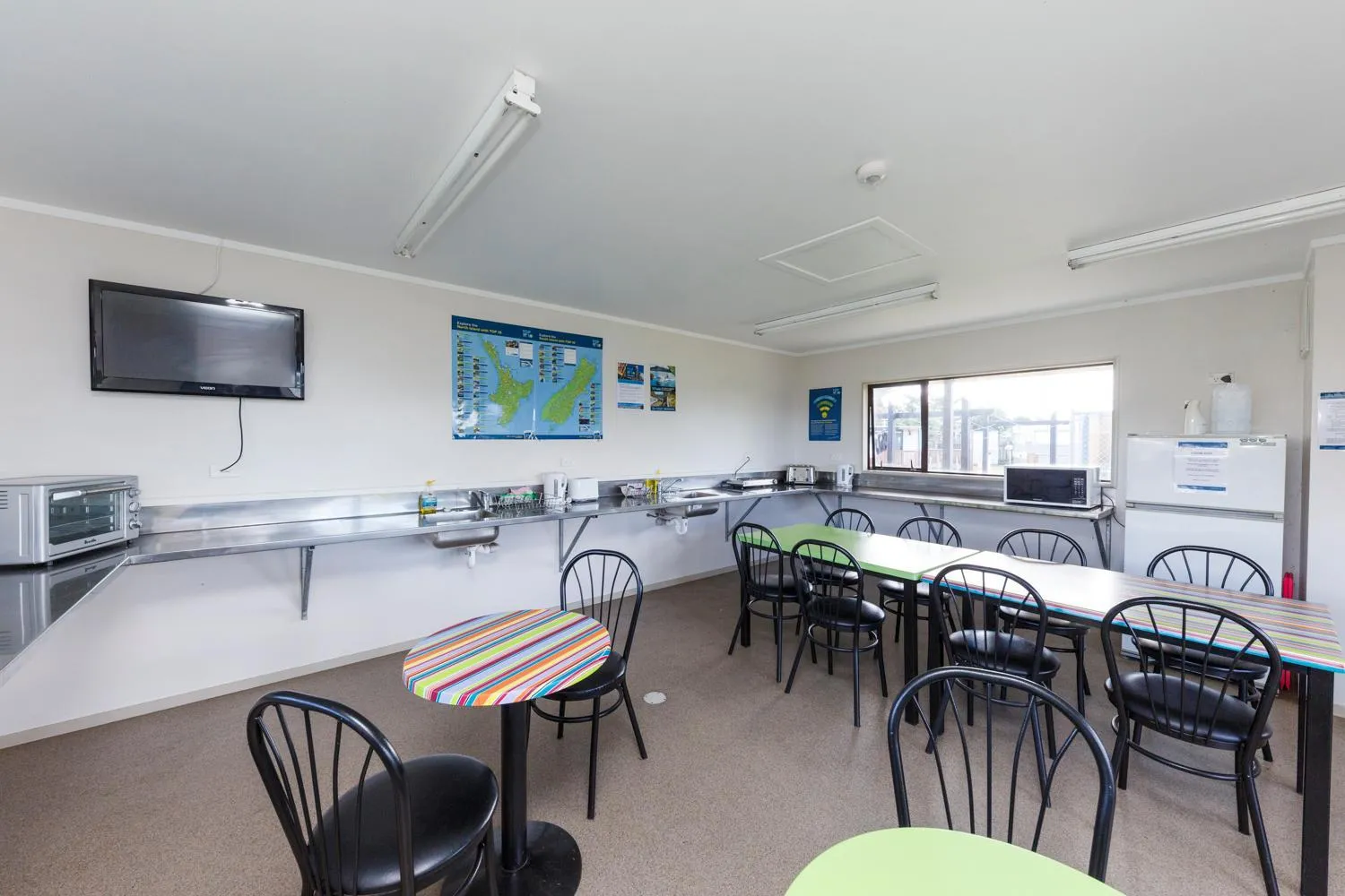 Kitchen or kitchenette in Foxton Beach Holiday Park
