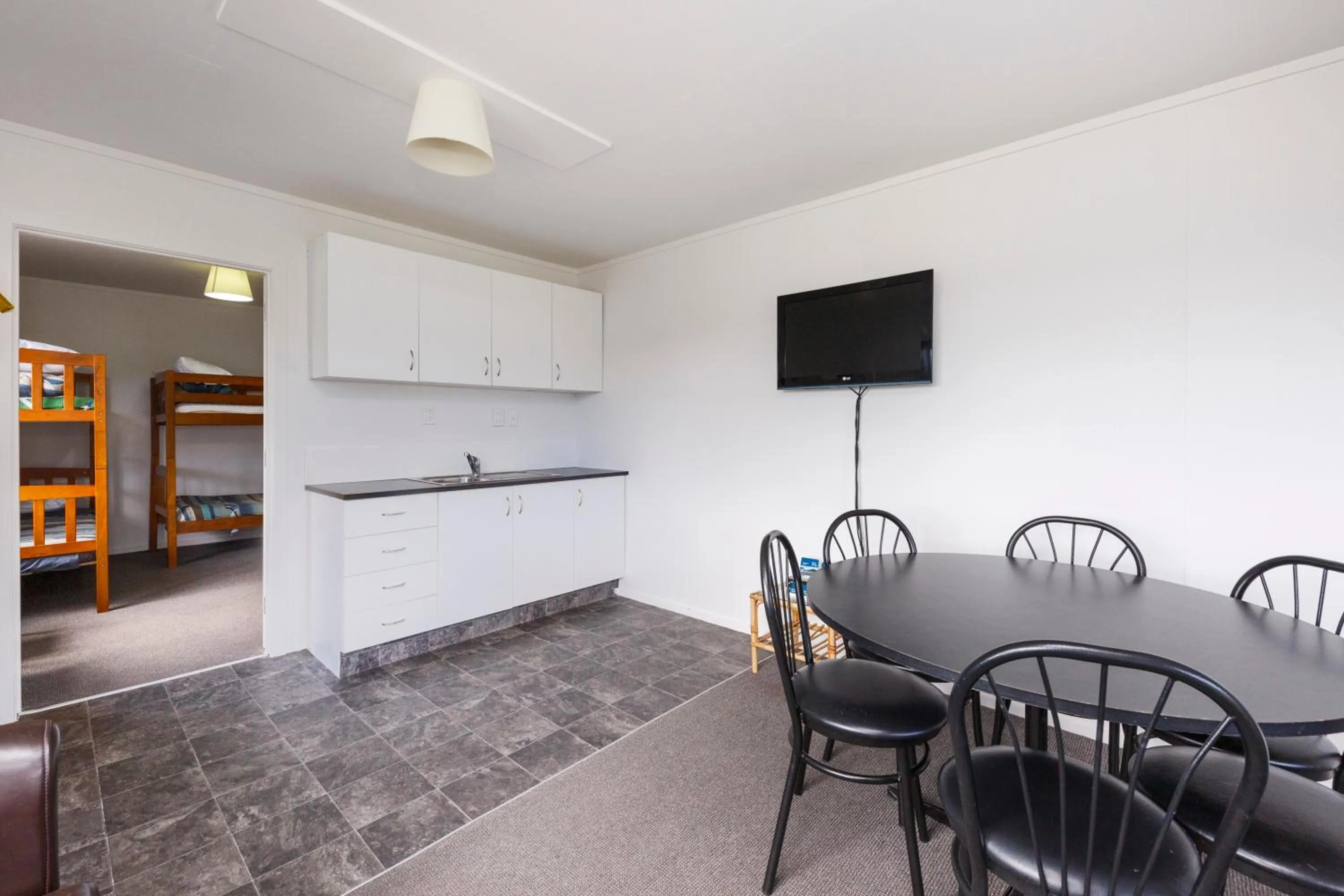 TV and multimedia in Foxton Beach Holiday Park