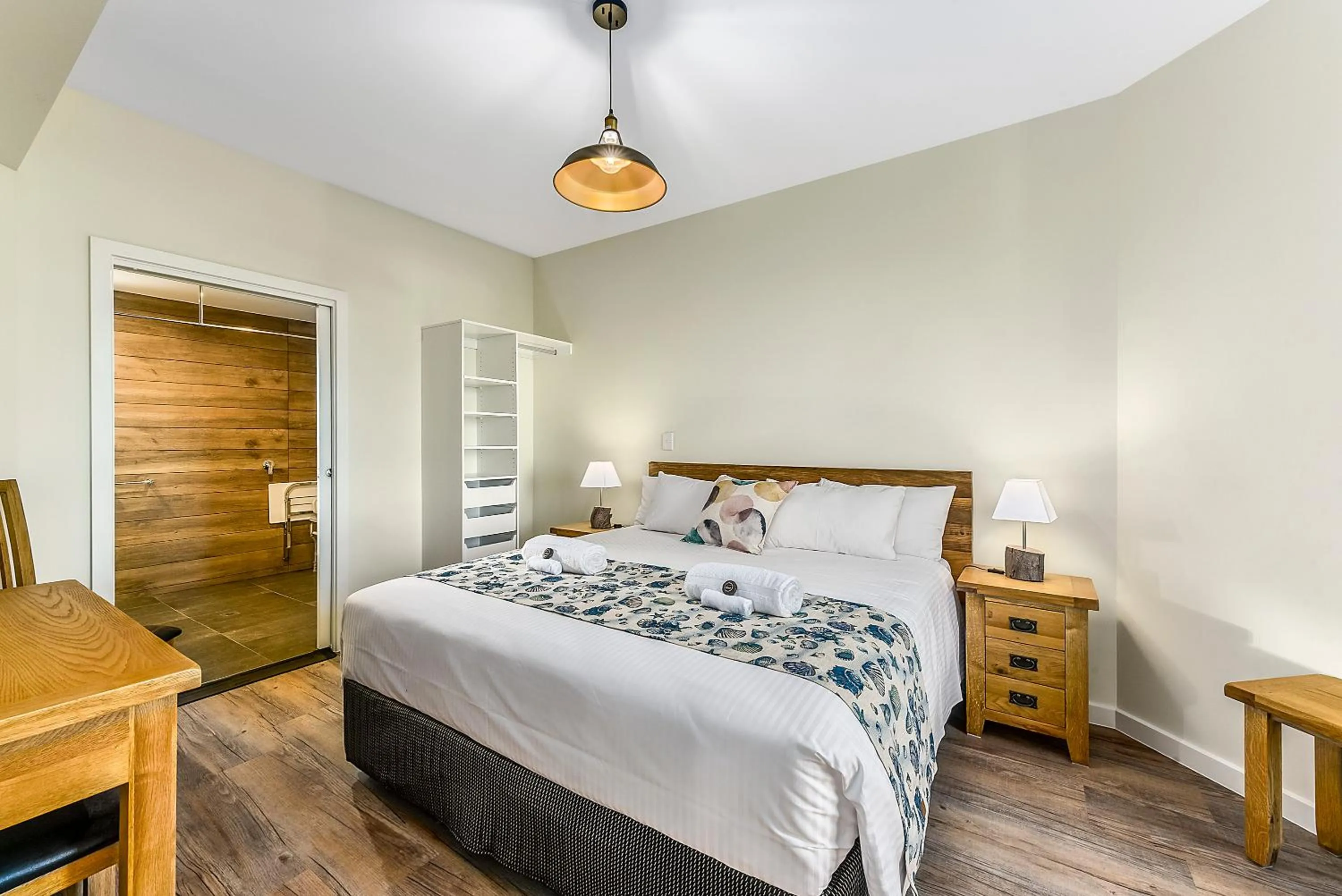 Bedroom, Bed in Bonnies of Beachport