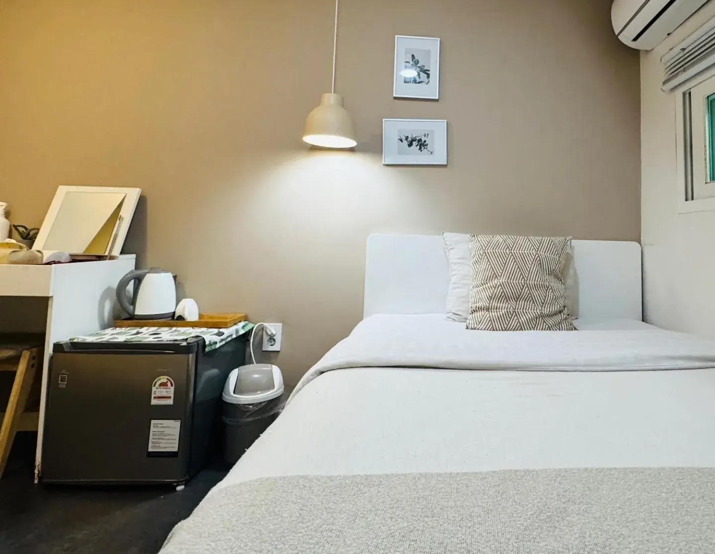 Deluxe Single Room - single occupancy in Neat House Deluxe Single Room - single occupancy in Neat House