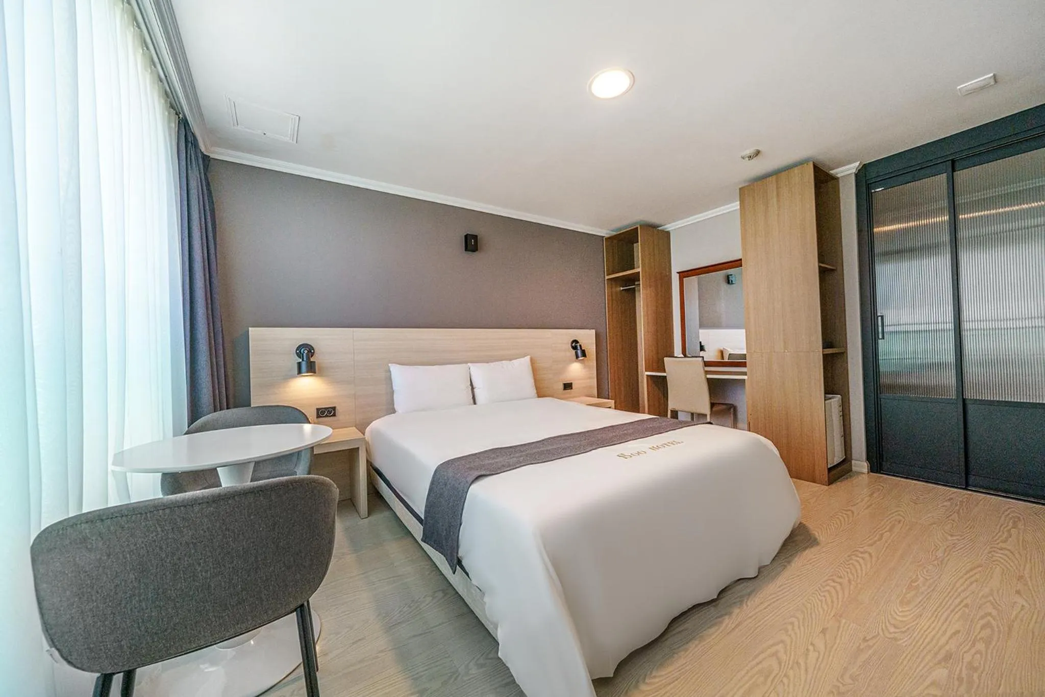 Bed in Gyeongpo Soo Hotel
