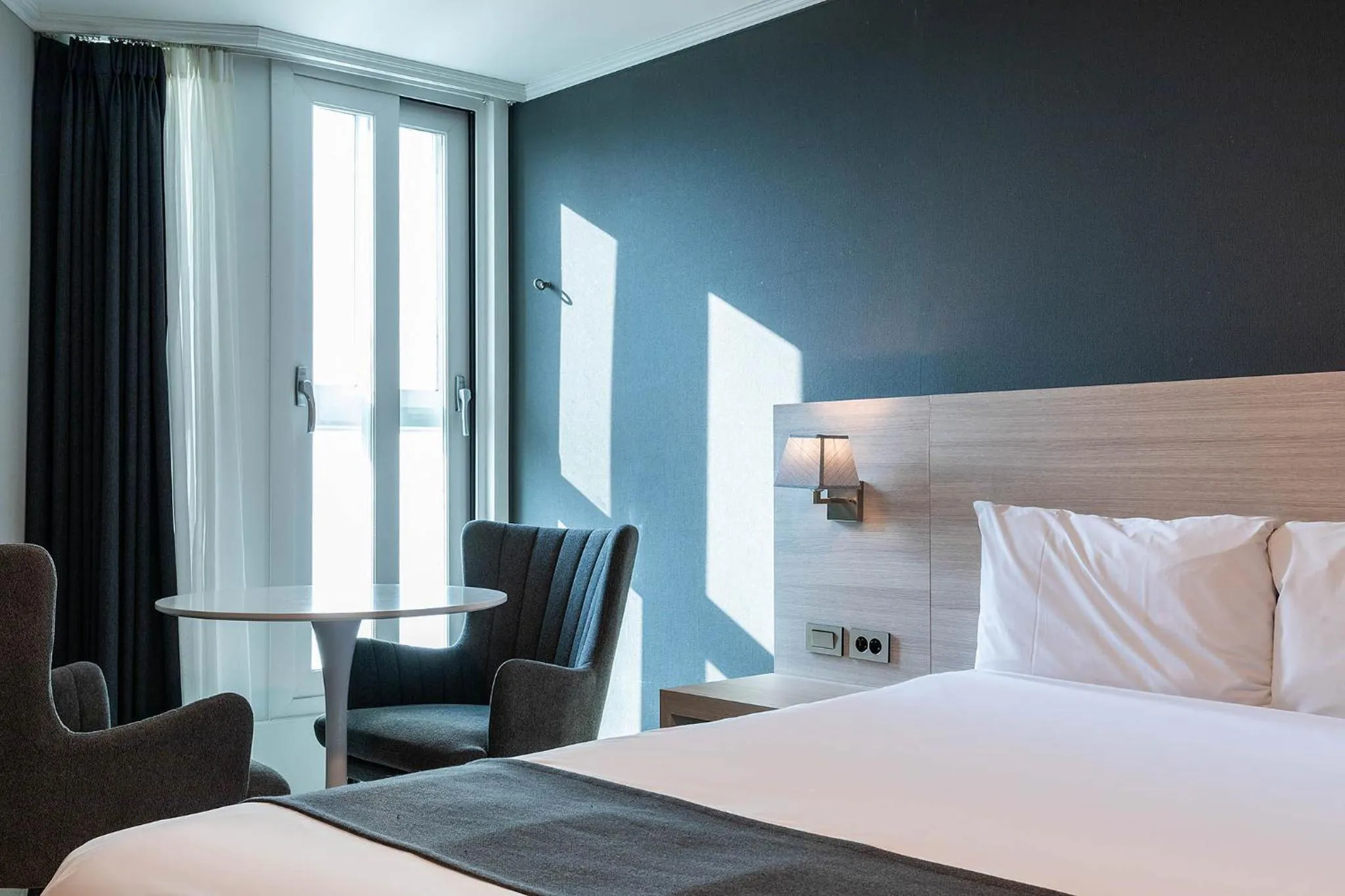 Bed in Gyeongpo Soo Hotel