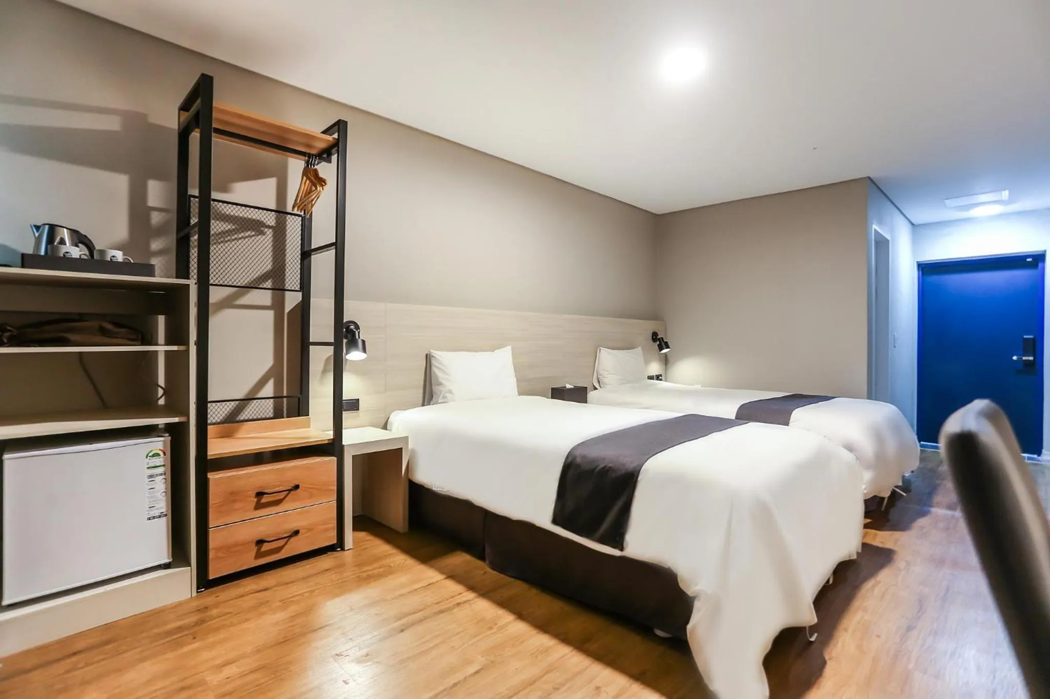 Bedroom, Bed in Gyeongpo Soo Hotel