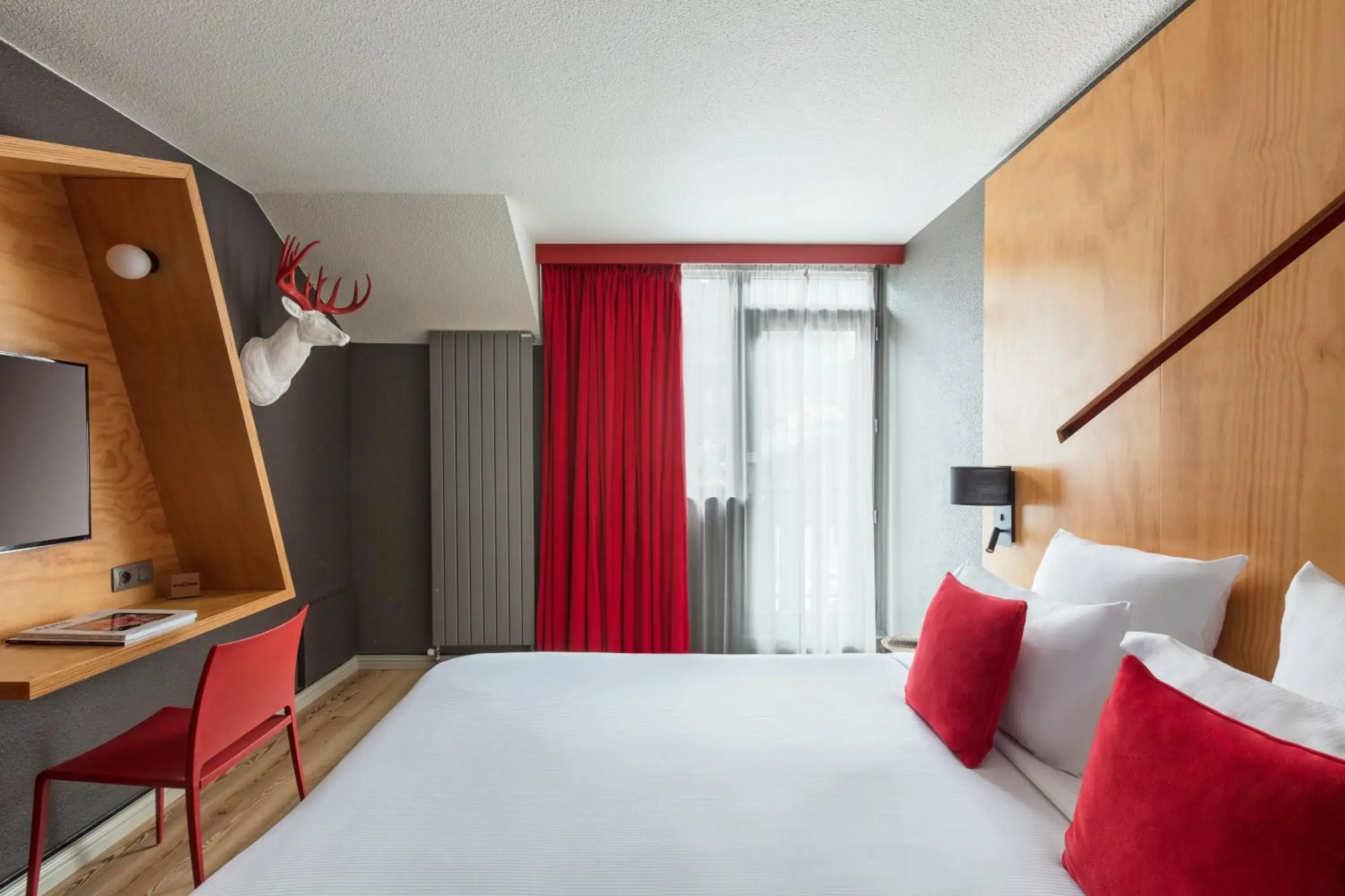 Classique Double or Twin Room in Hôtel Les Aiglons Chamonix Classique Double or Twin Room in Hôtel Les Aiglons Chamonix