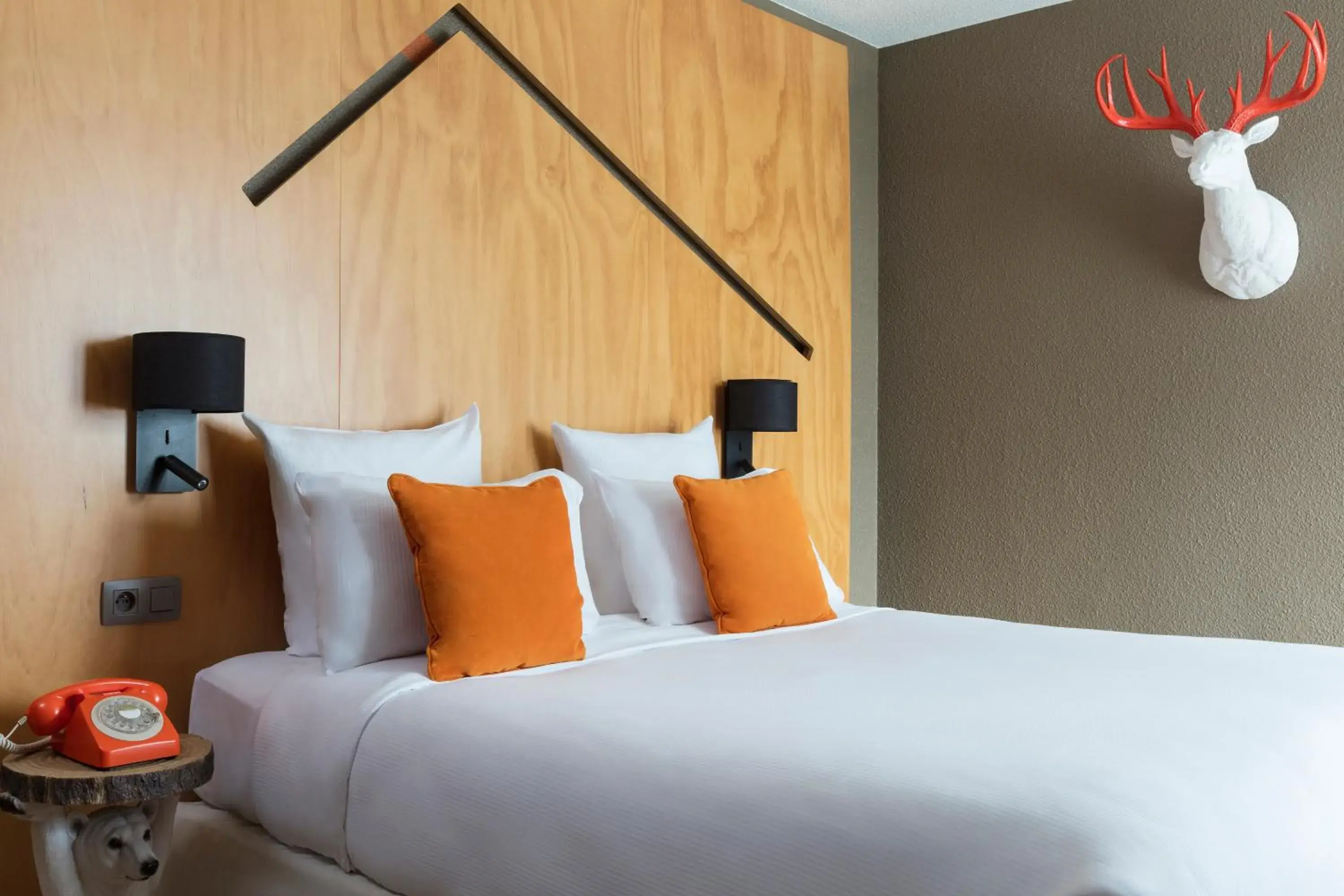 Double Room - Disability Access in Hôtel Les Aiglons Chamonix Double Room - Disability Access in Hôtel Les Aiglons Chamonix