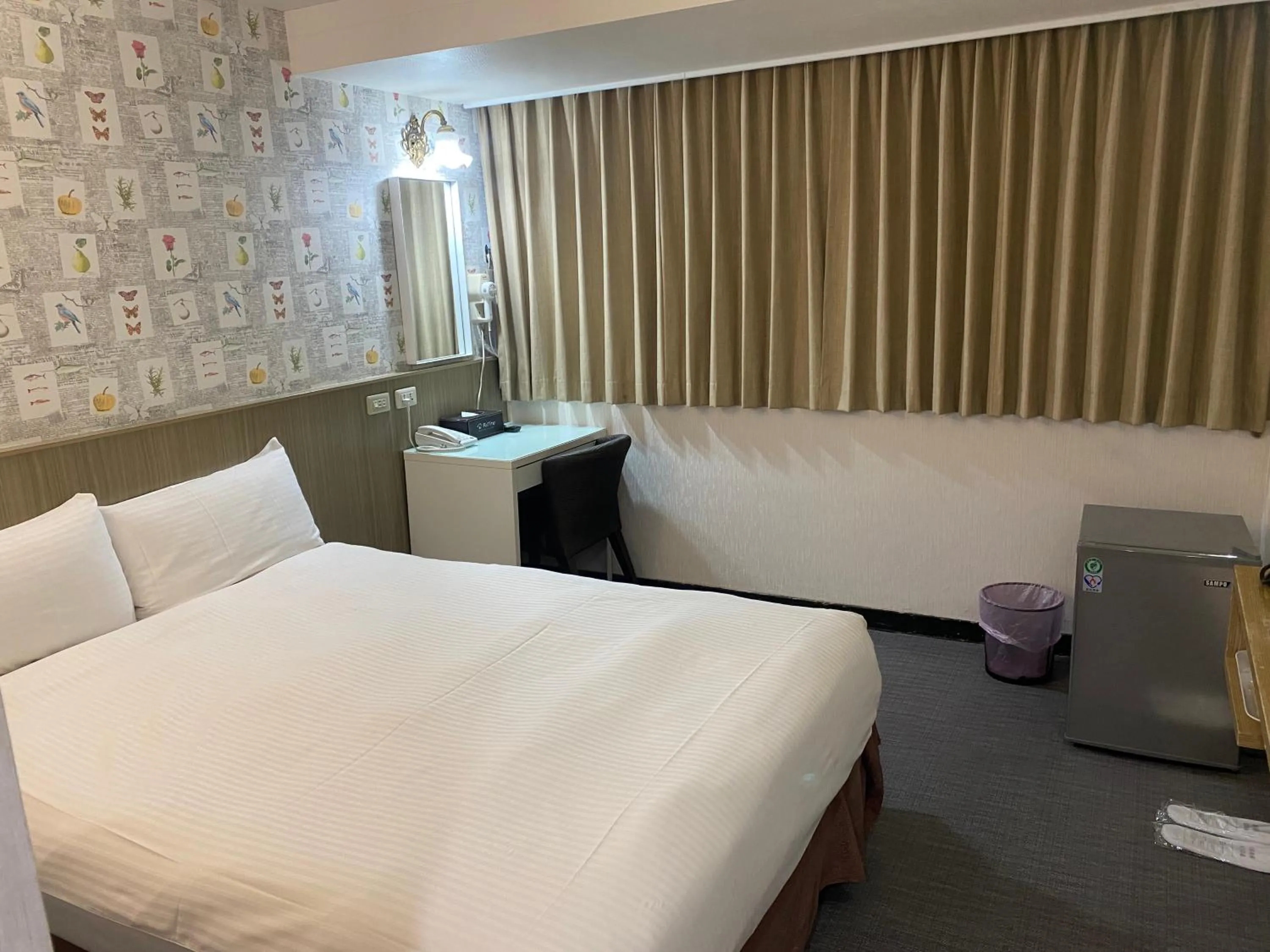 Bedroom, Bed in Taipei Hotel Zoo