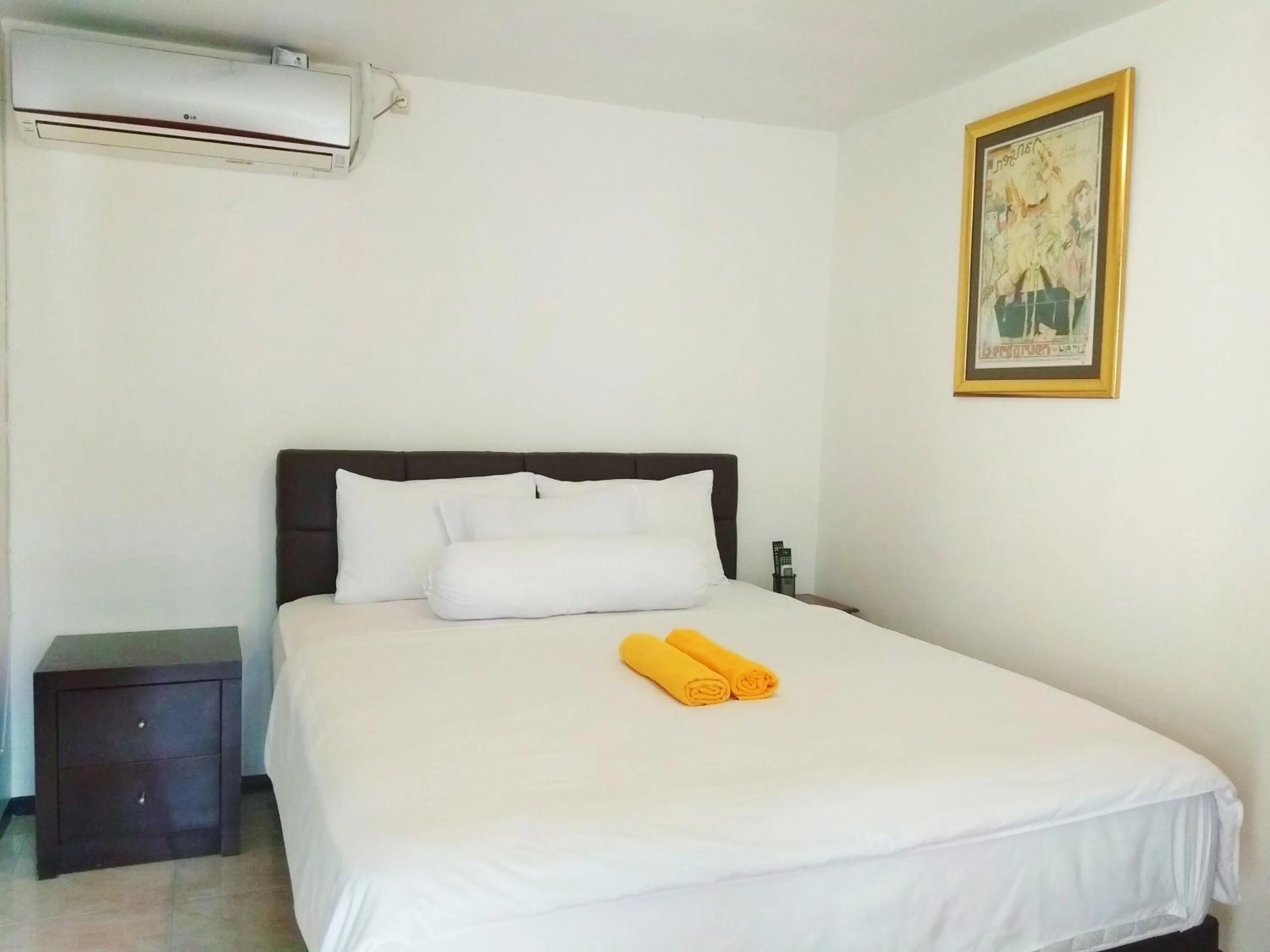 Bedroom, Bed in Jos & Hanny Homestay