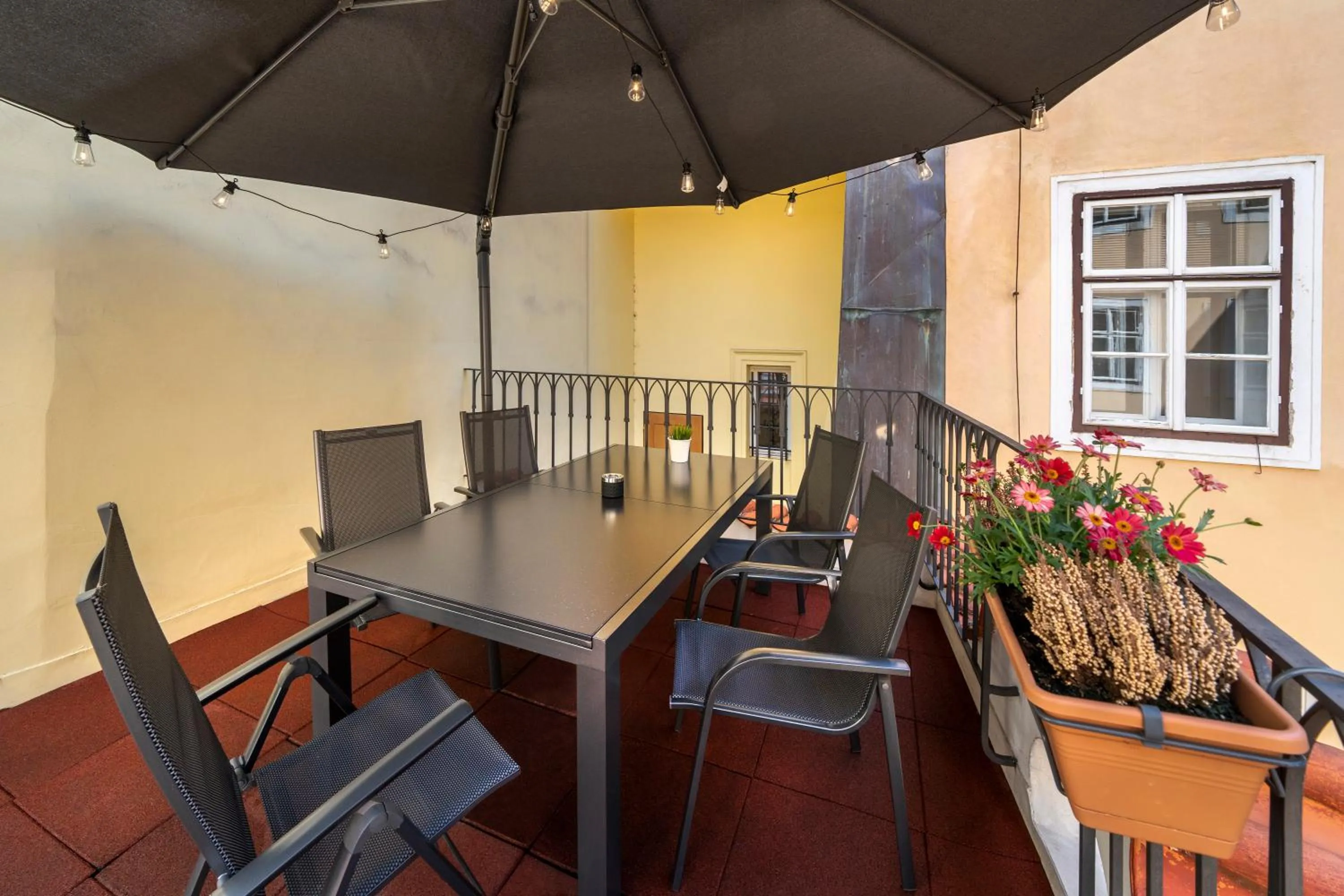 Balcony/Terrace in Old Town - Aparthotel Michalska