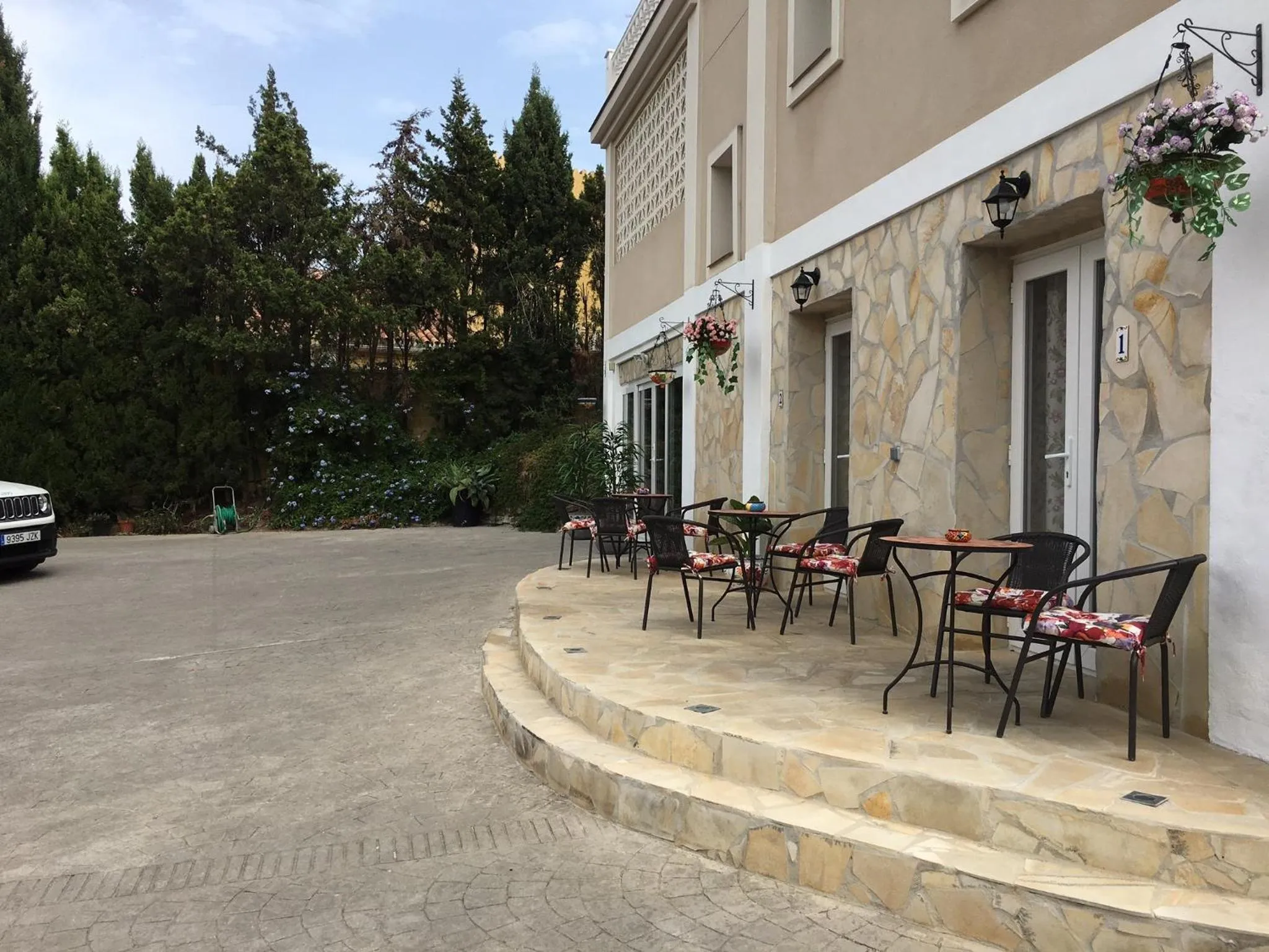 Property building in Villa Paraisos