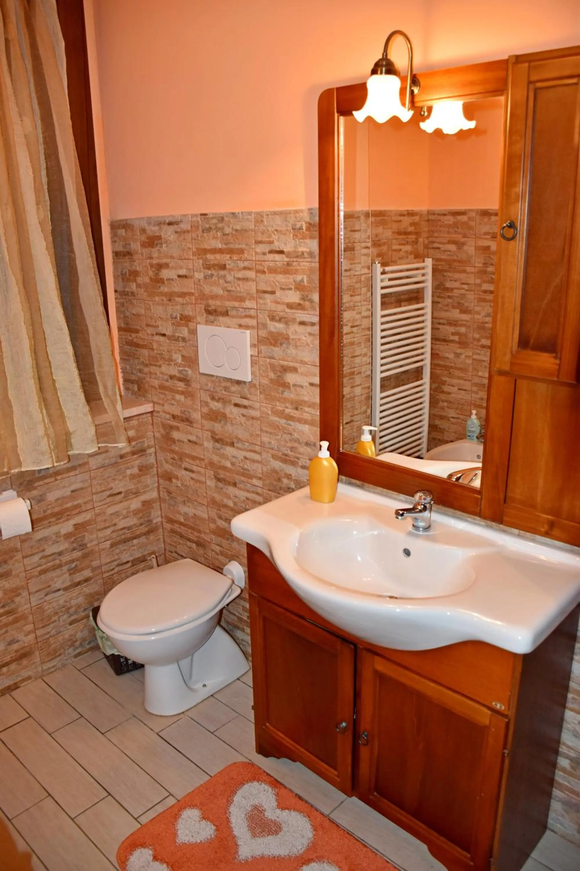 Bathroom in La Bella Addormentata