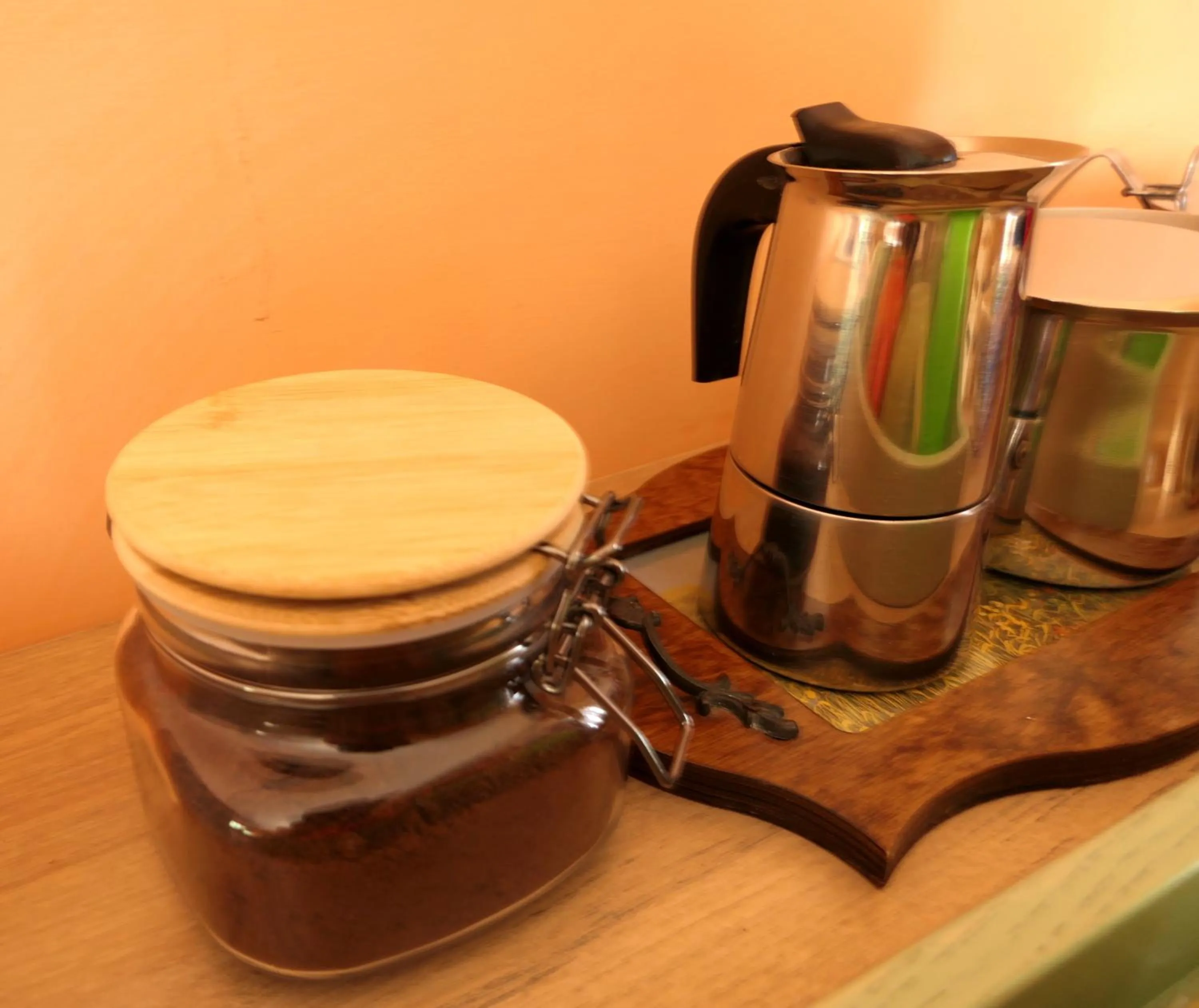 Coffee/tea facilities in La Bella Addormentata