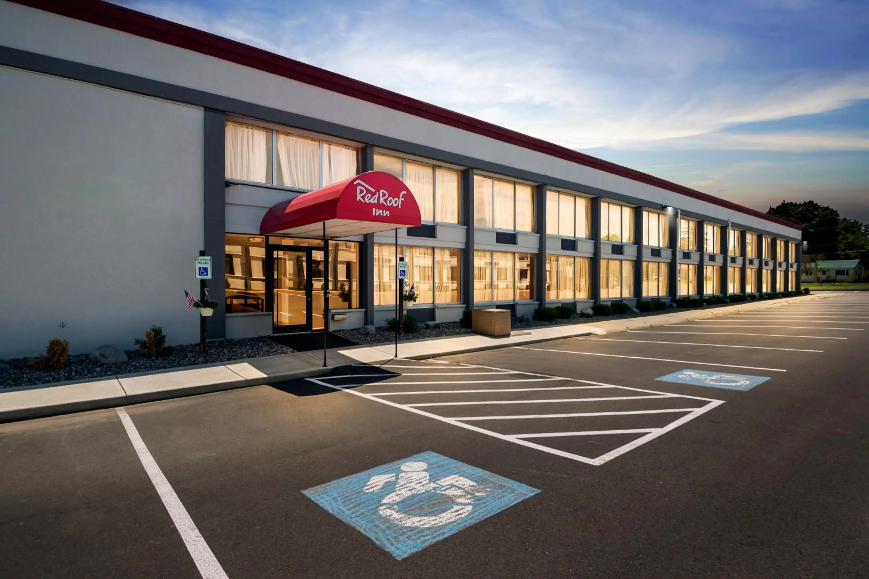 Property building in Red Roof Inn Cortland