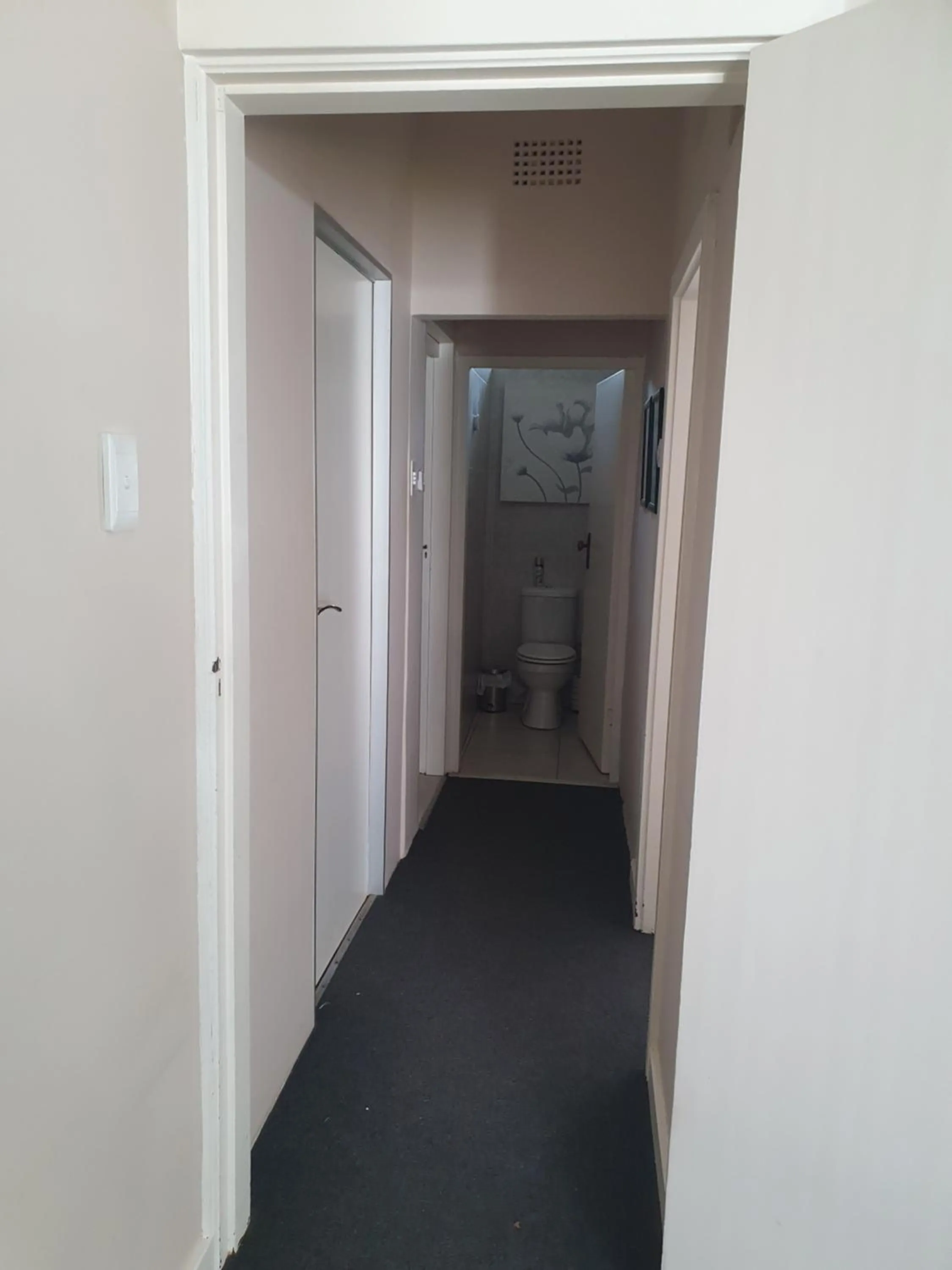 Toilet in R & R's Retreat