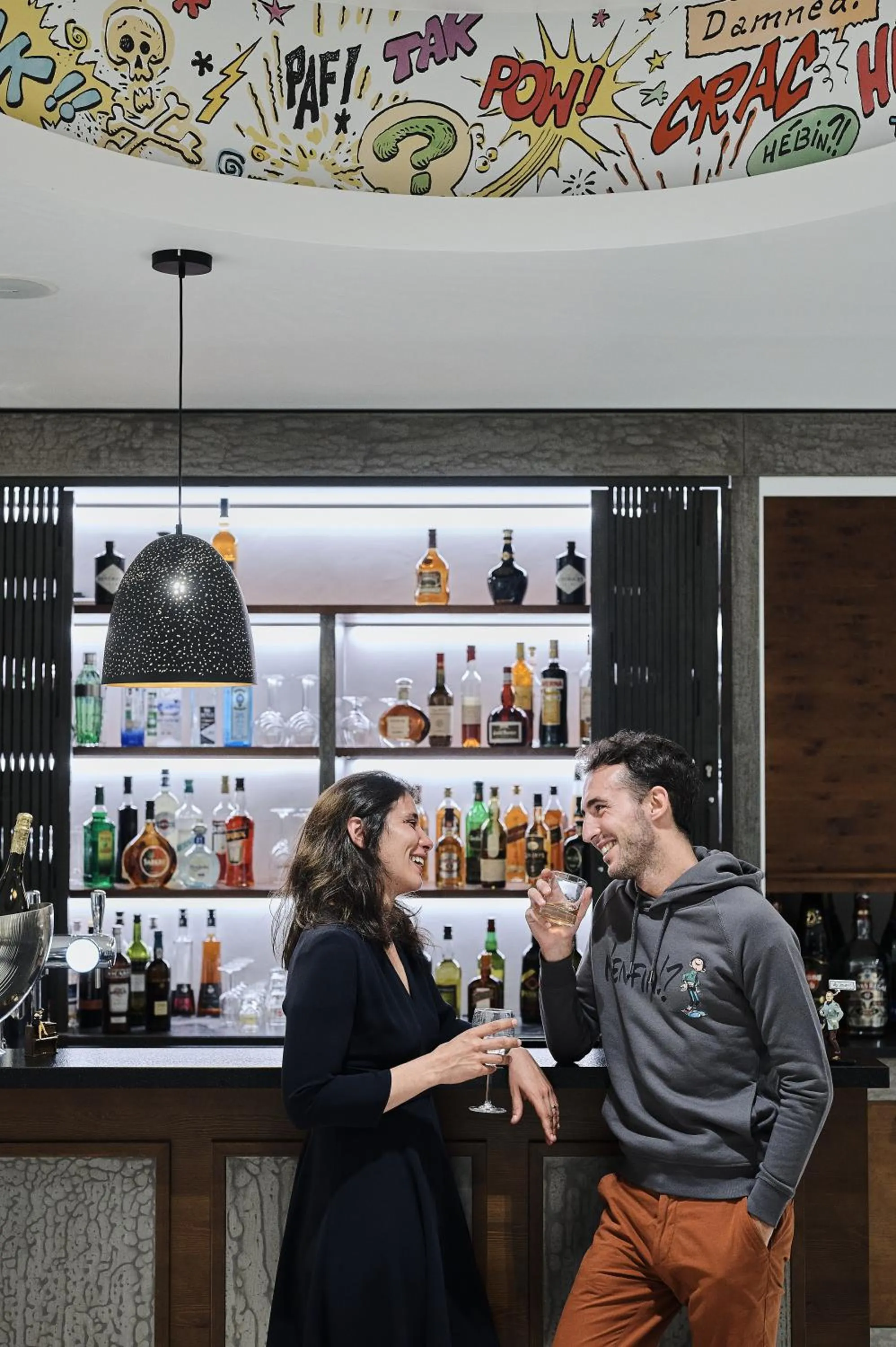 Lounge or bar in YOOMA Urban Lodge