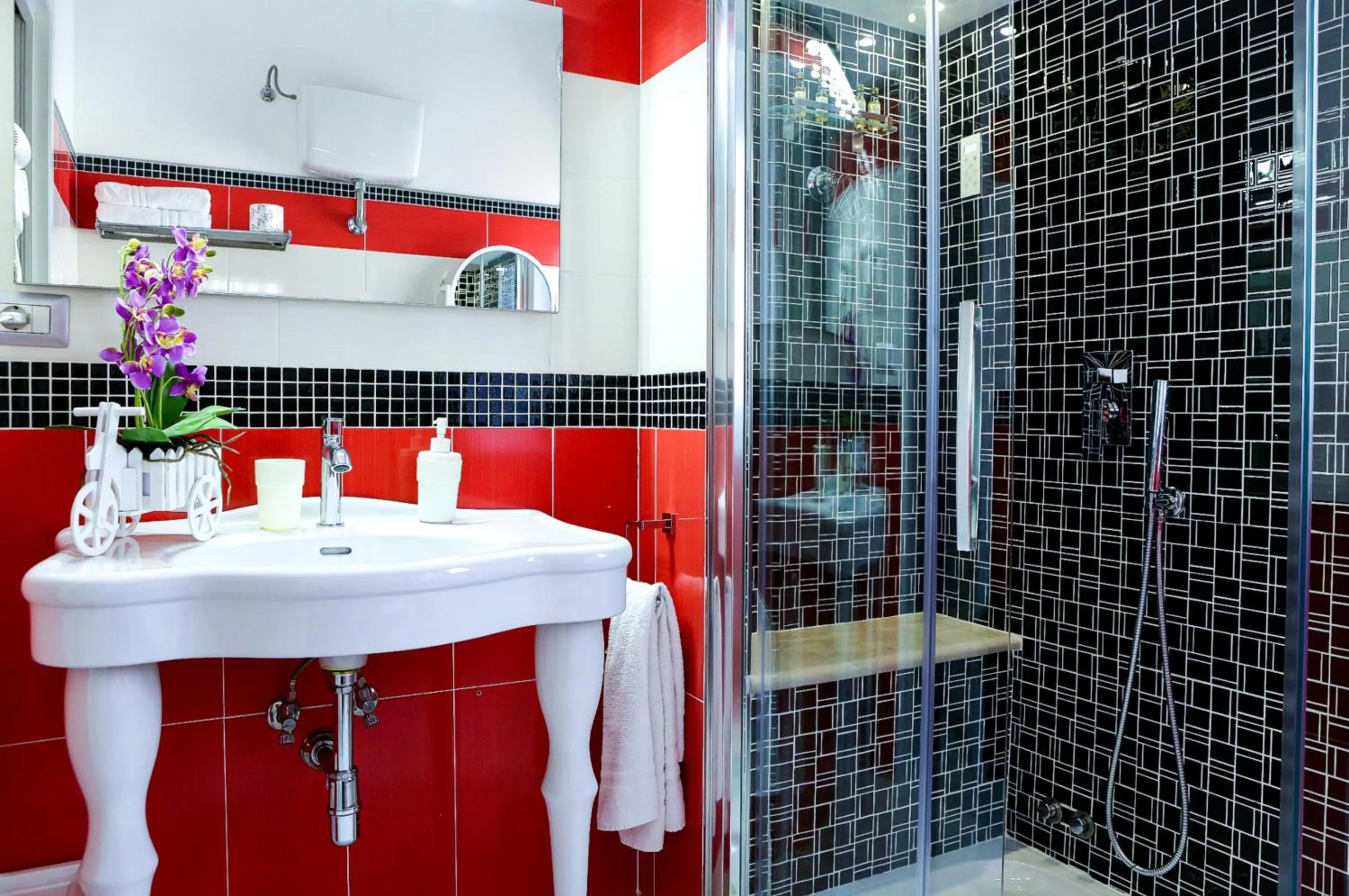 Bathroom in MaLu' B&B