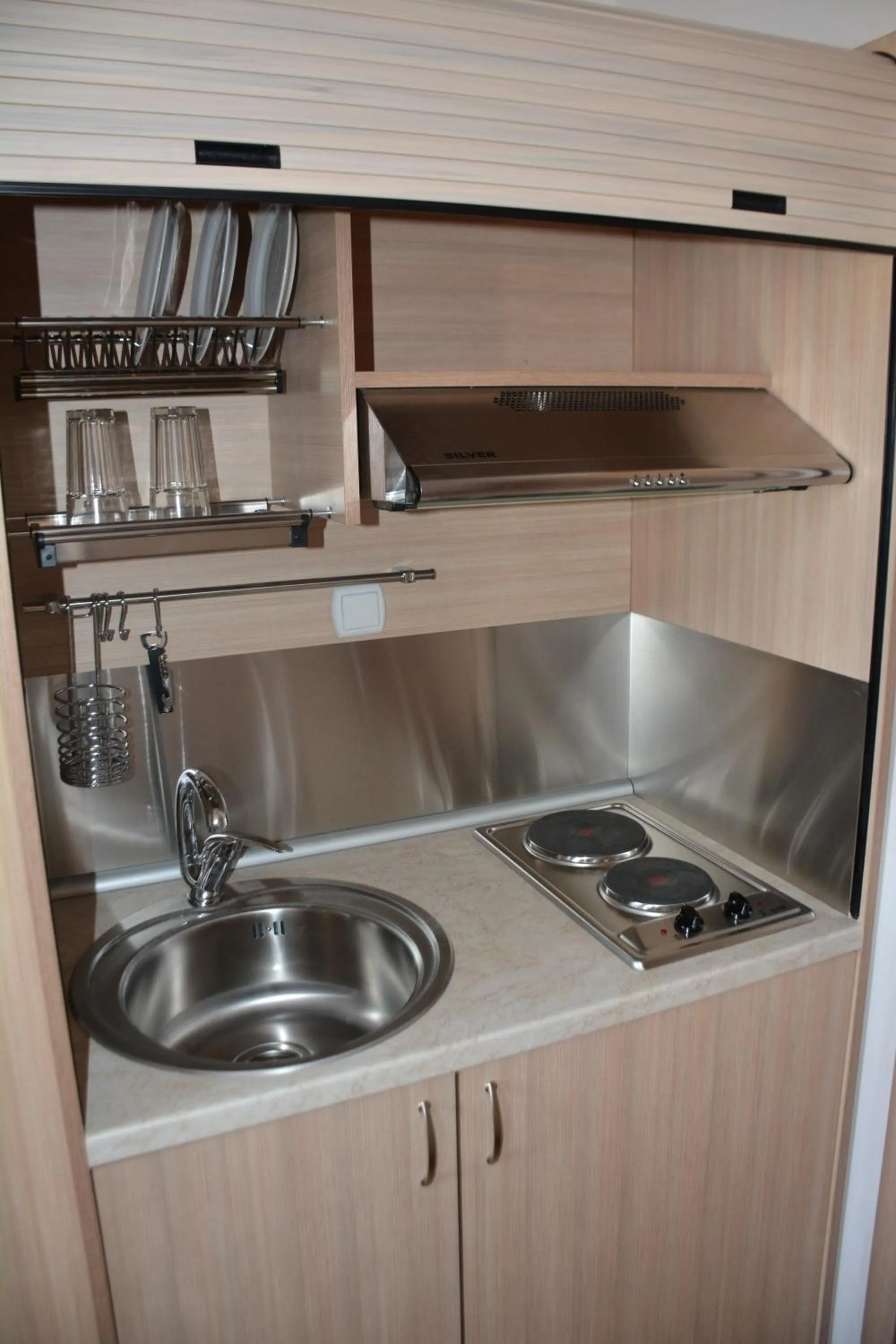 Kitchen or kitchenette in City Point Chios