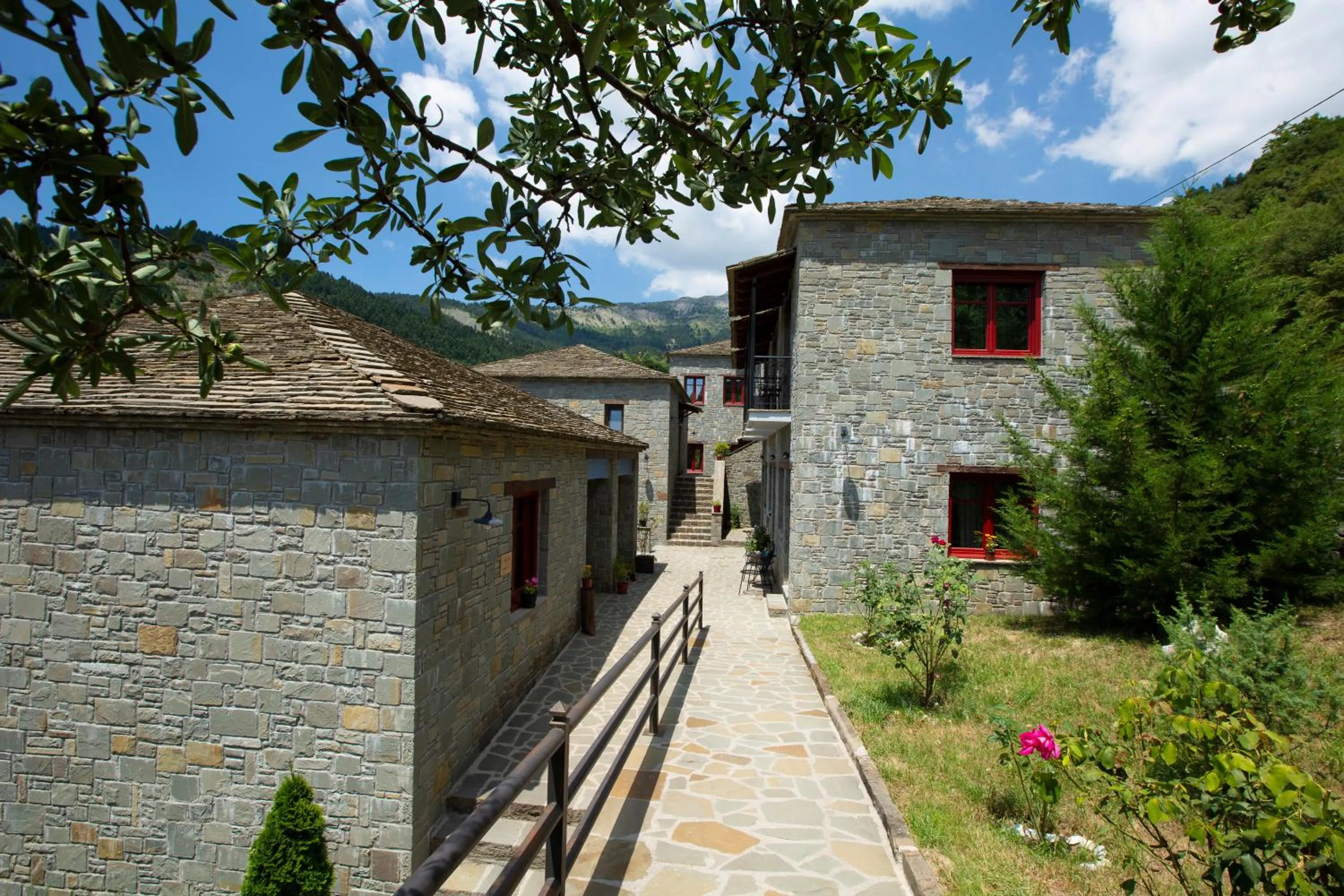 Property building in Rouista Tzoumerka Resort