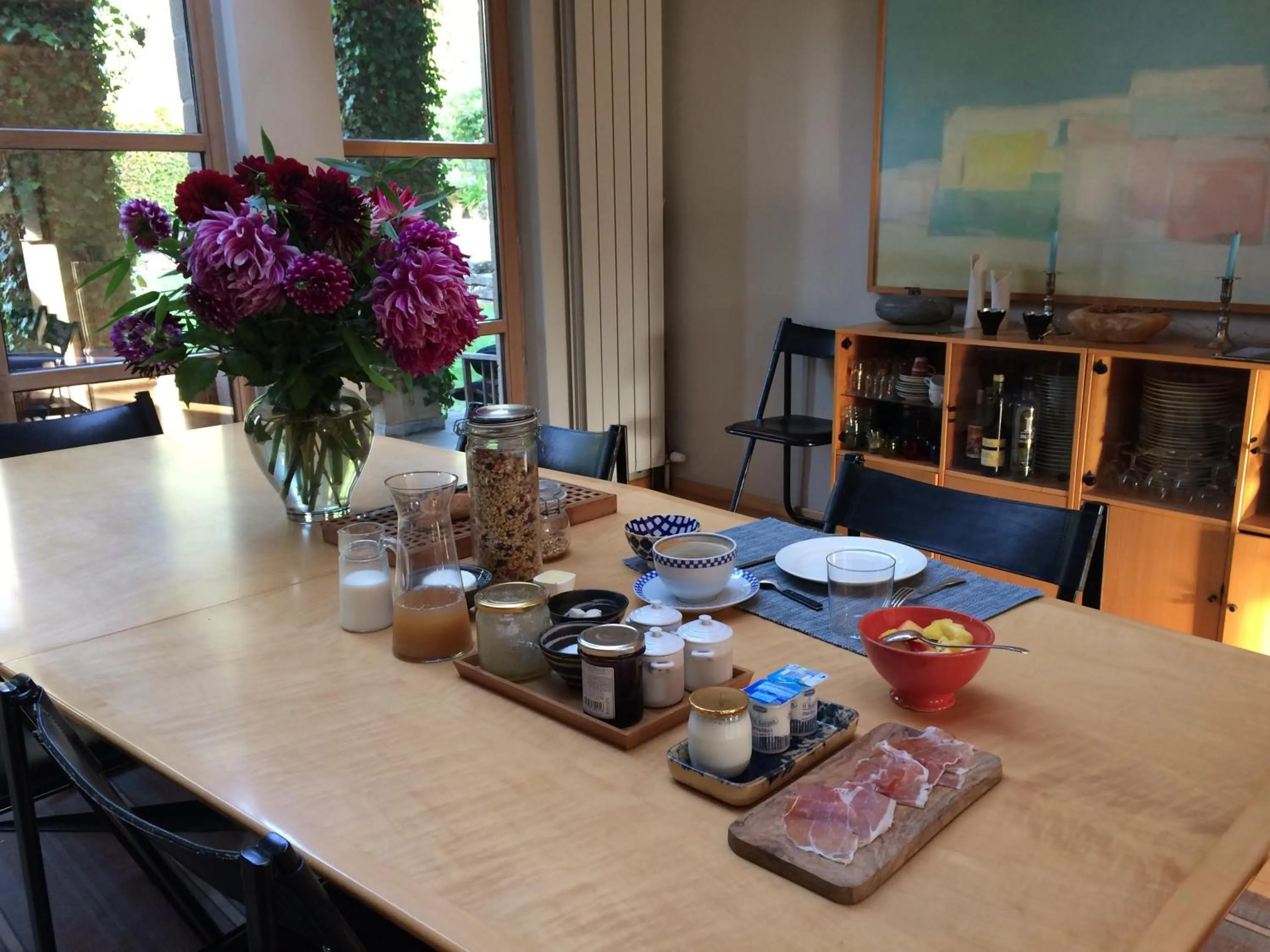 Breakfast in Le Jardin Des Sources