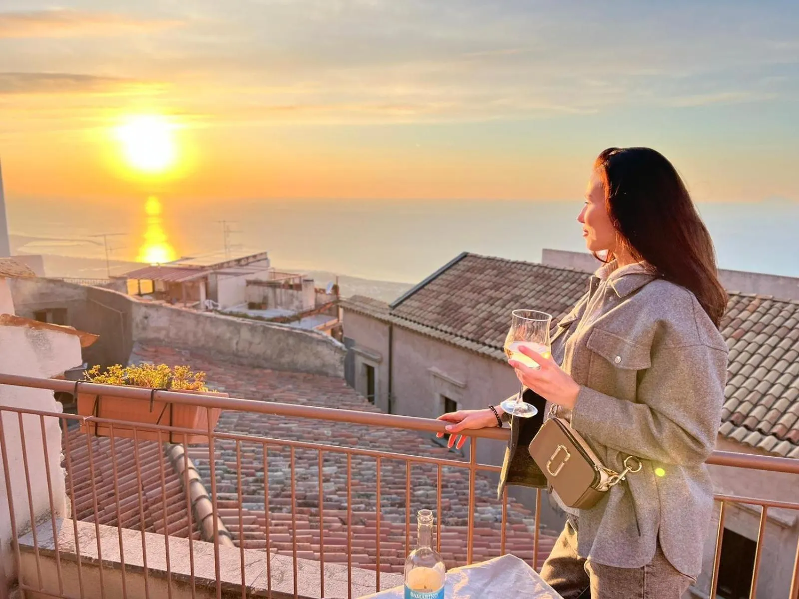 Sunset in Bed & Breakfast StudioArcodia-