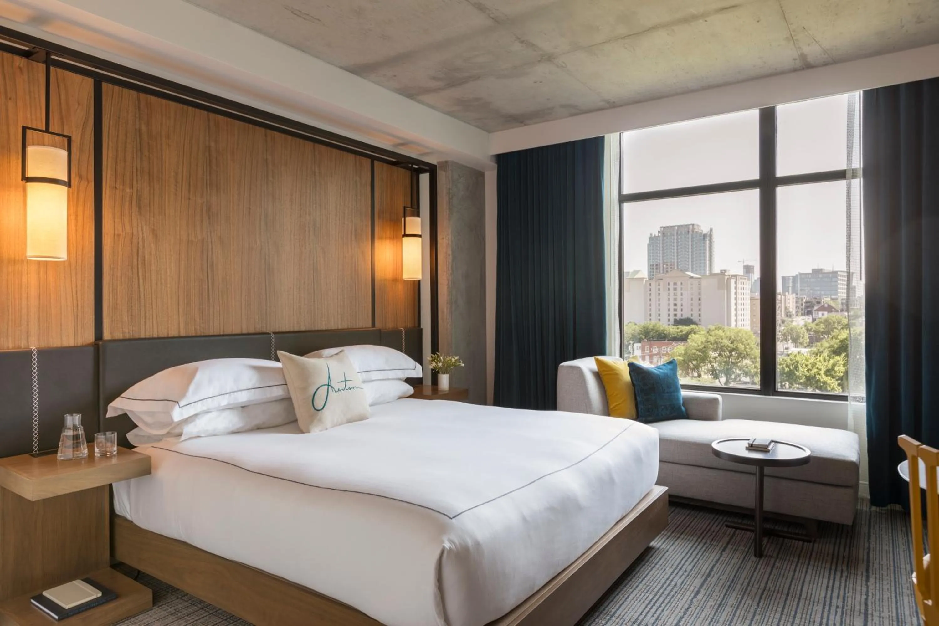 Photo of the whole room, Bed in Kimpton Aertson Hotel by IHG